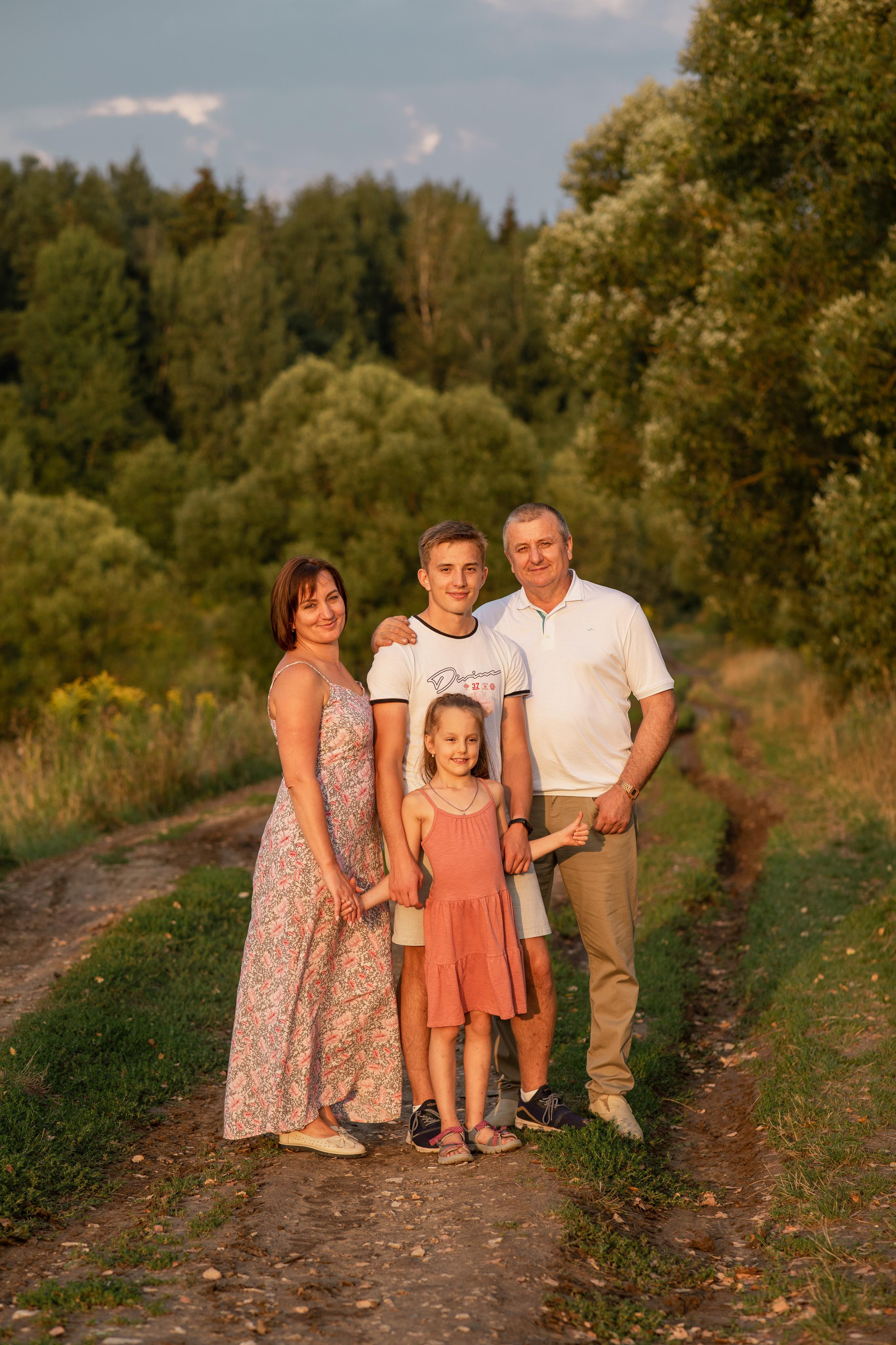 Фотосессия для семьи Сергея и Натальи. Женский семейный фотограф Тула Москва Захарова Анна