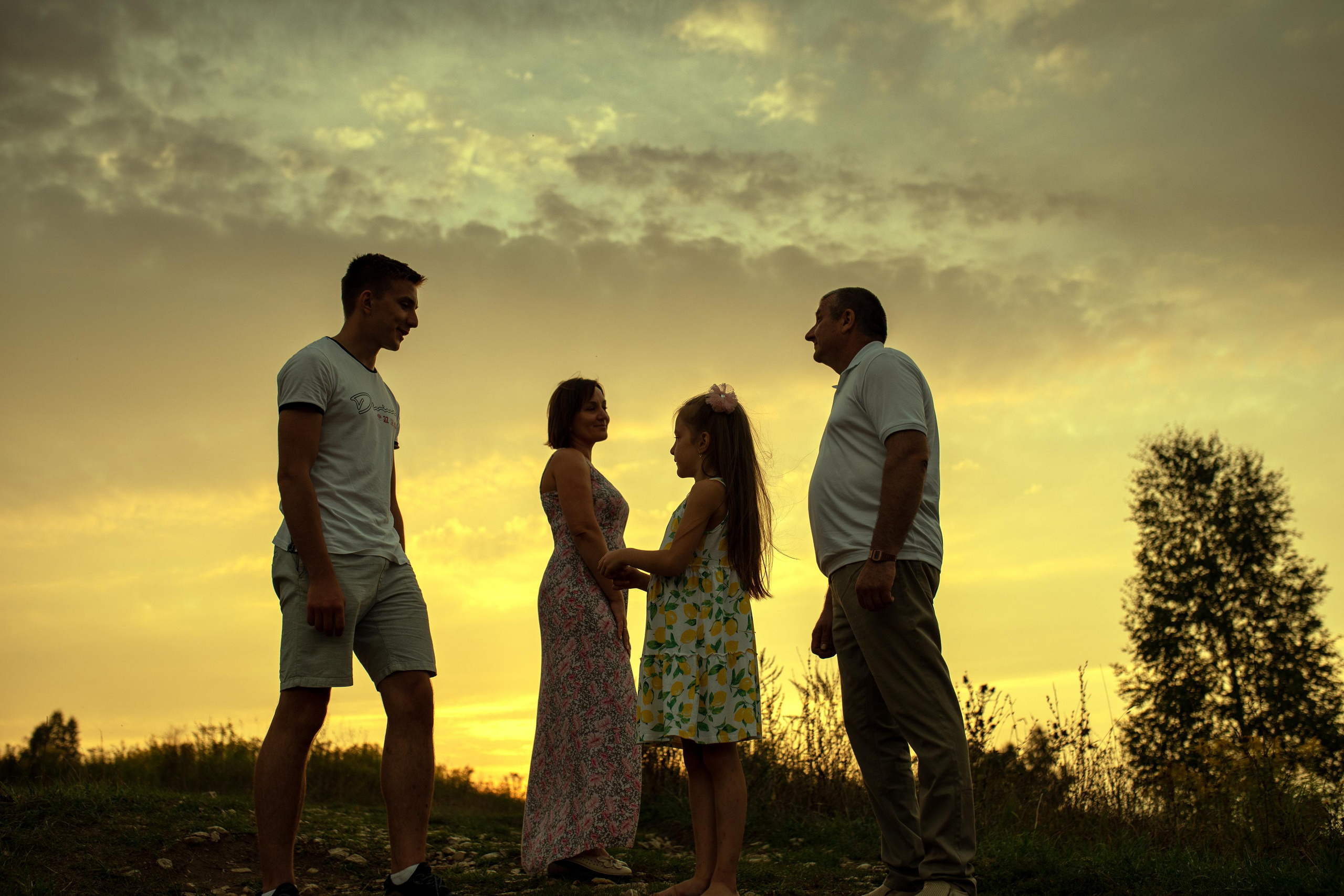 Фотосессия для семьи Сергея и Натальи. Женский семейный фотограф Тула Москва Захарова Анна