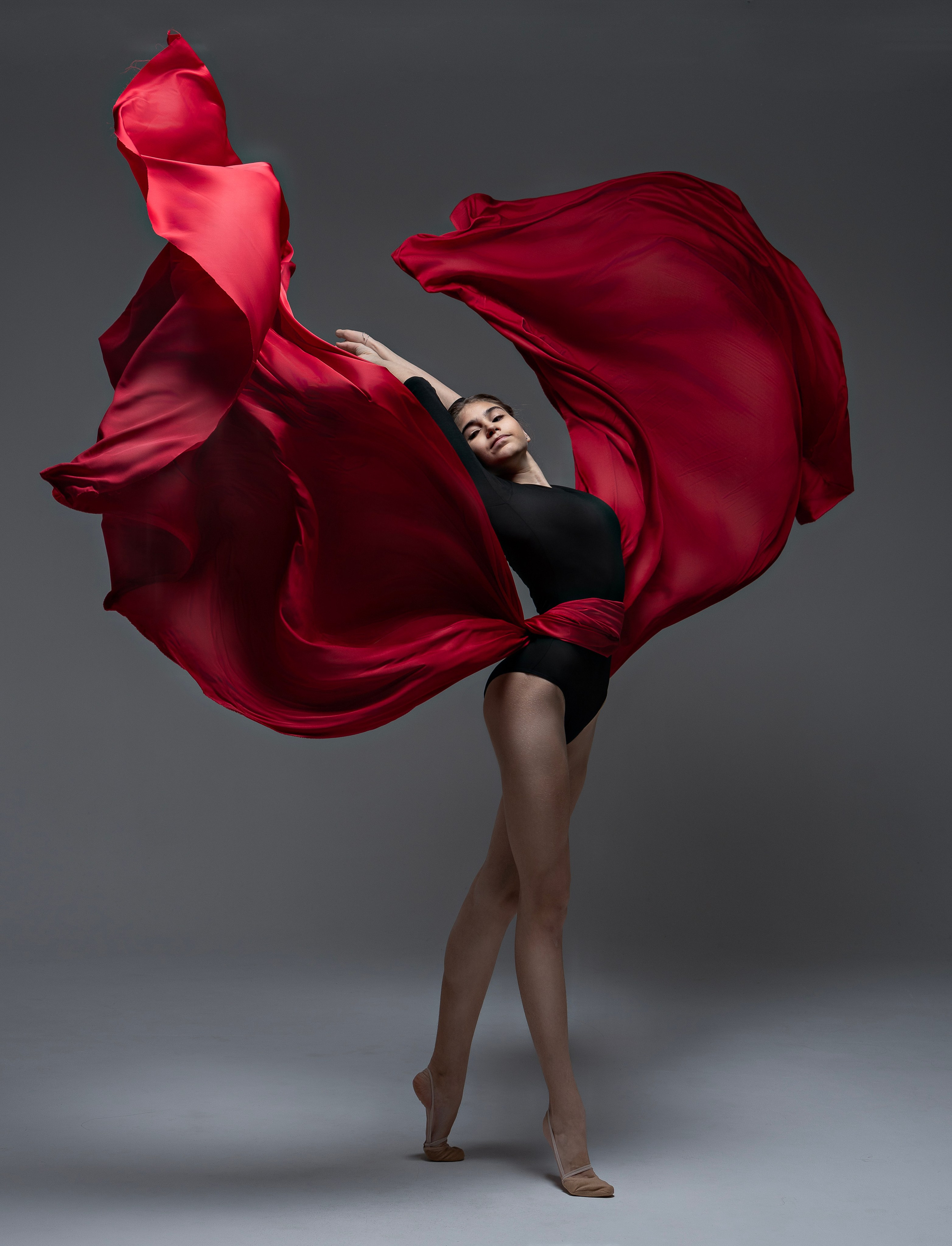 Фотопроект с тканью. Профессиональный фотограф в Москве Марина Григорьева