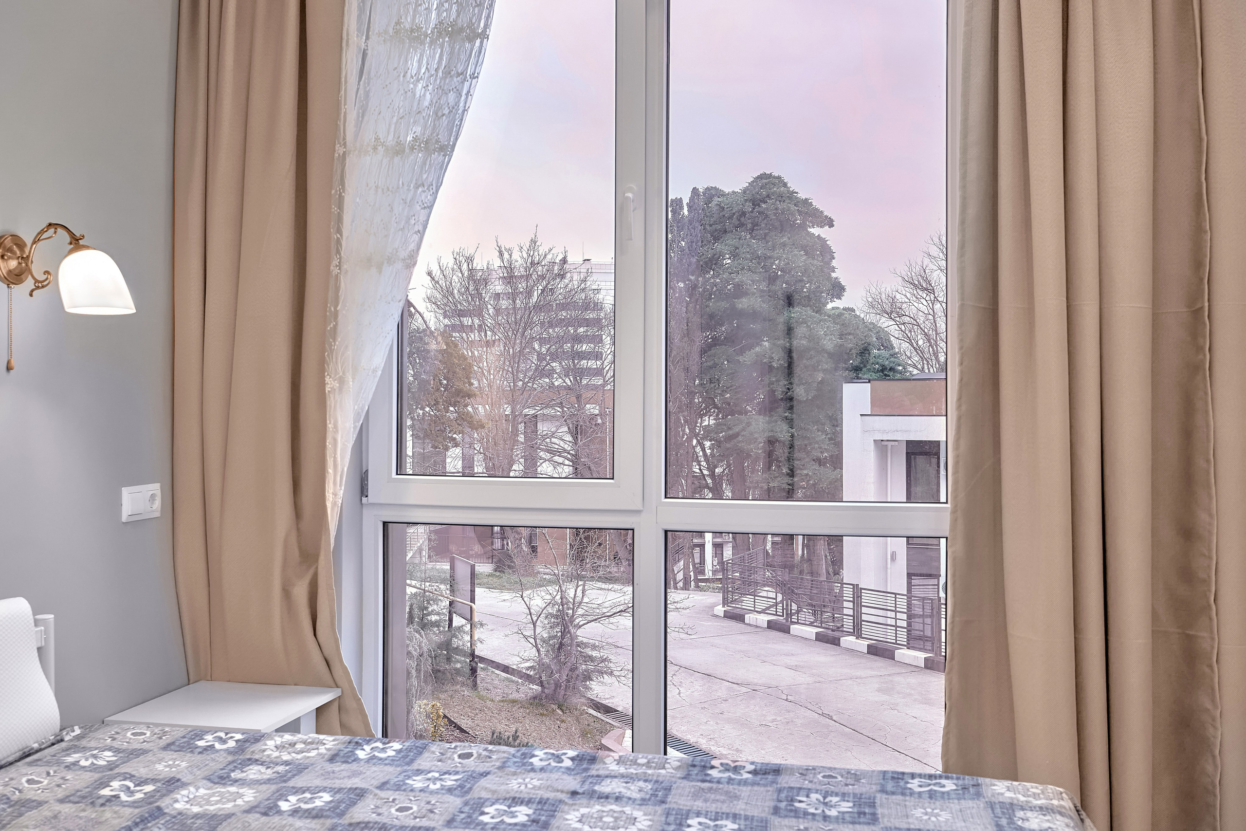 Портфолио по интерьерной и экстерьерной фотосъёмки: Апартаменты — Адлер. Фотограф Яковлев Роман — Красноярск