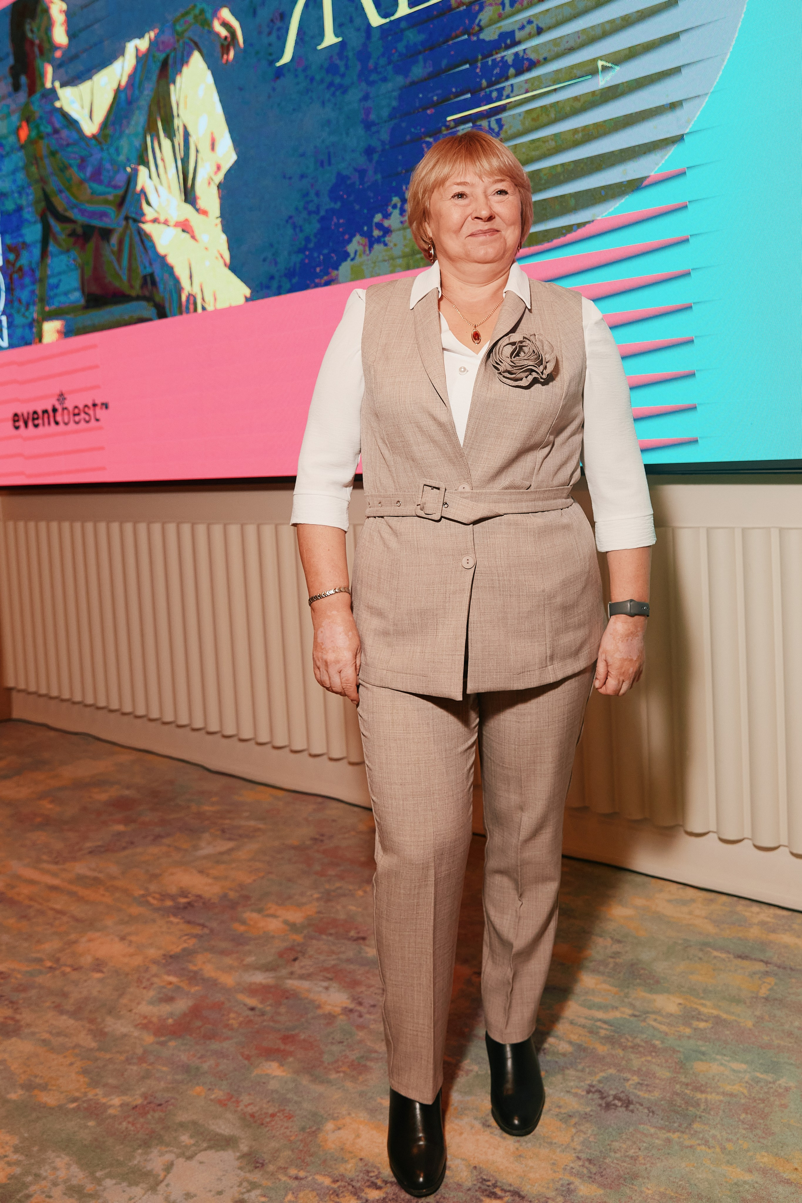 Современная женщина в Hilton 26.10. Свадебный репортажный фотограф краснодар максим дремов дрёмов фотосессия студия цена