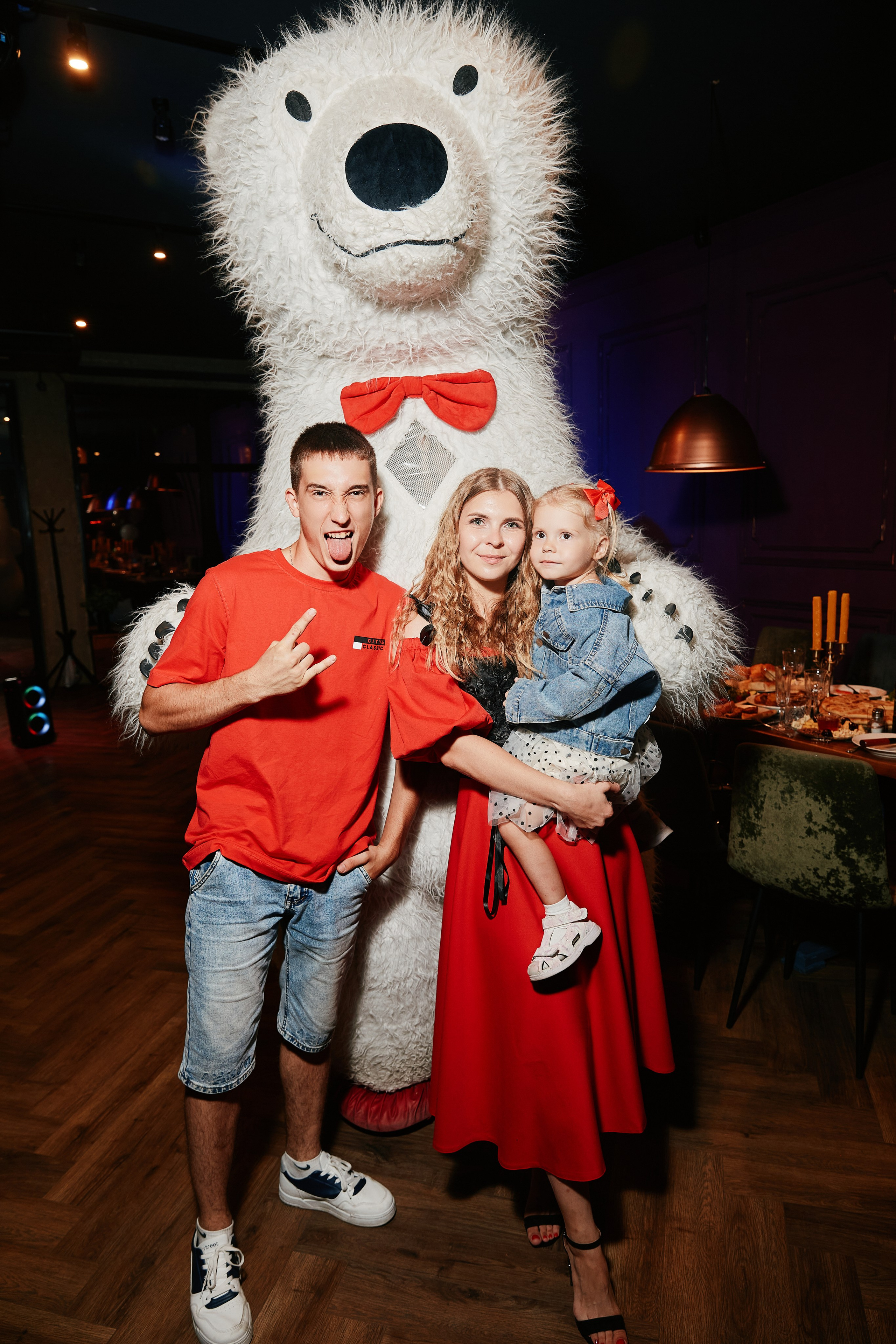 HOLIDAY IN AVRORA ROOM 22.08. Свадебный репортажный фотограф краснодар максим дремов дрёмов фотосессия студия цена