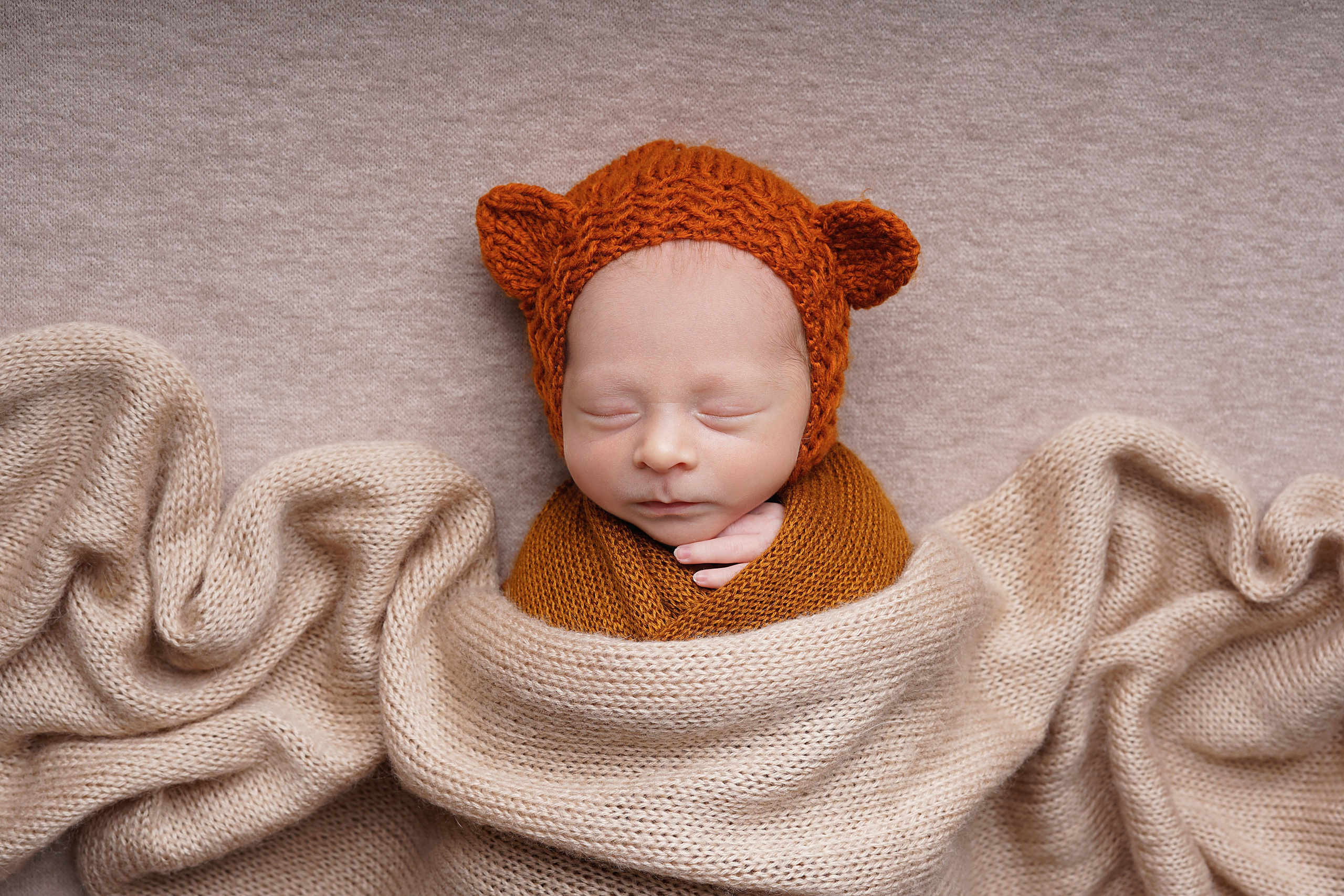Новорожденные. Фотограф новорожденных Тюмень