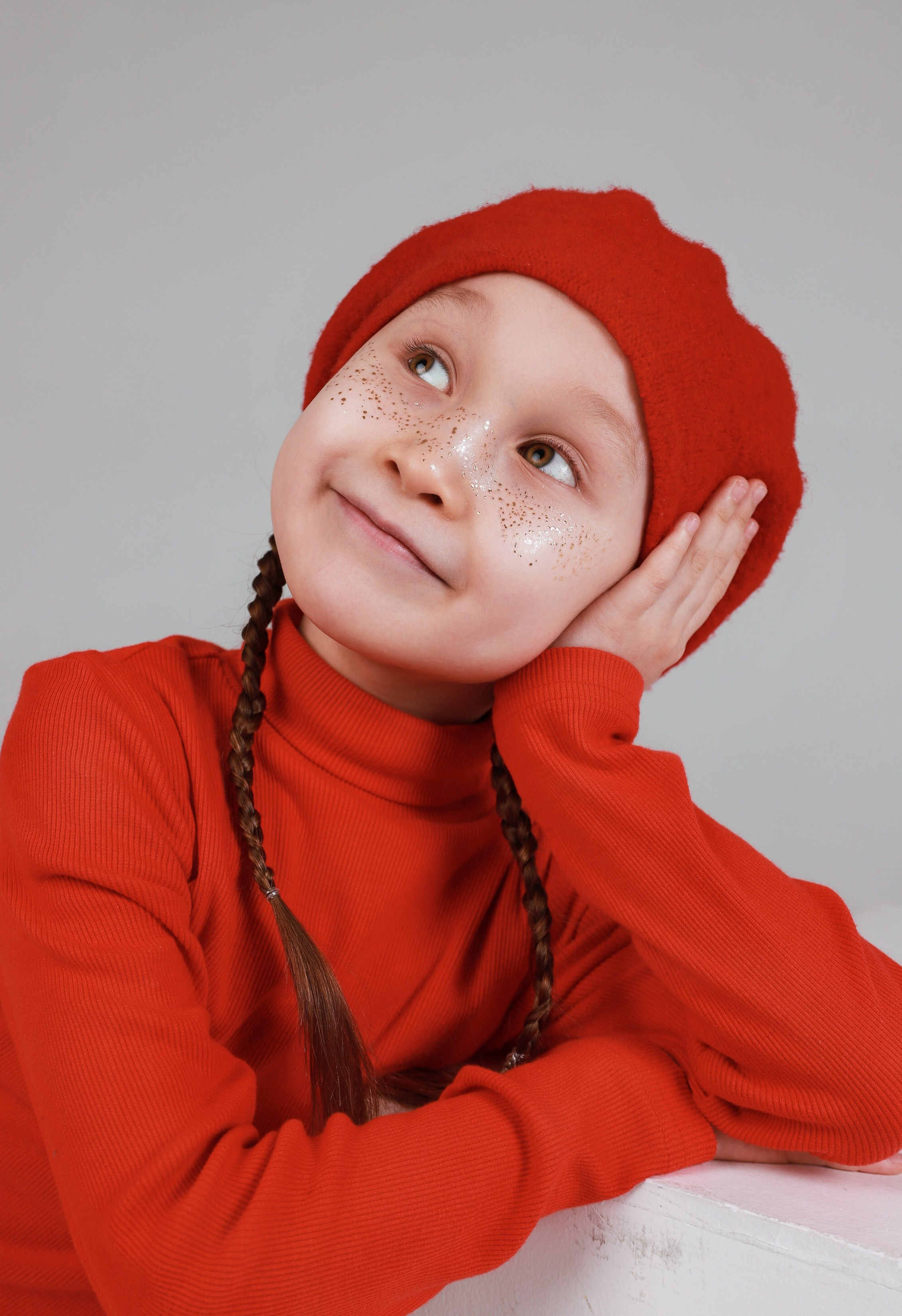 Сьемка на циклорамме. Фотограф Юлия Мальцева