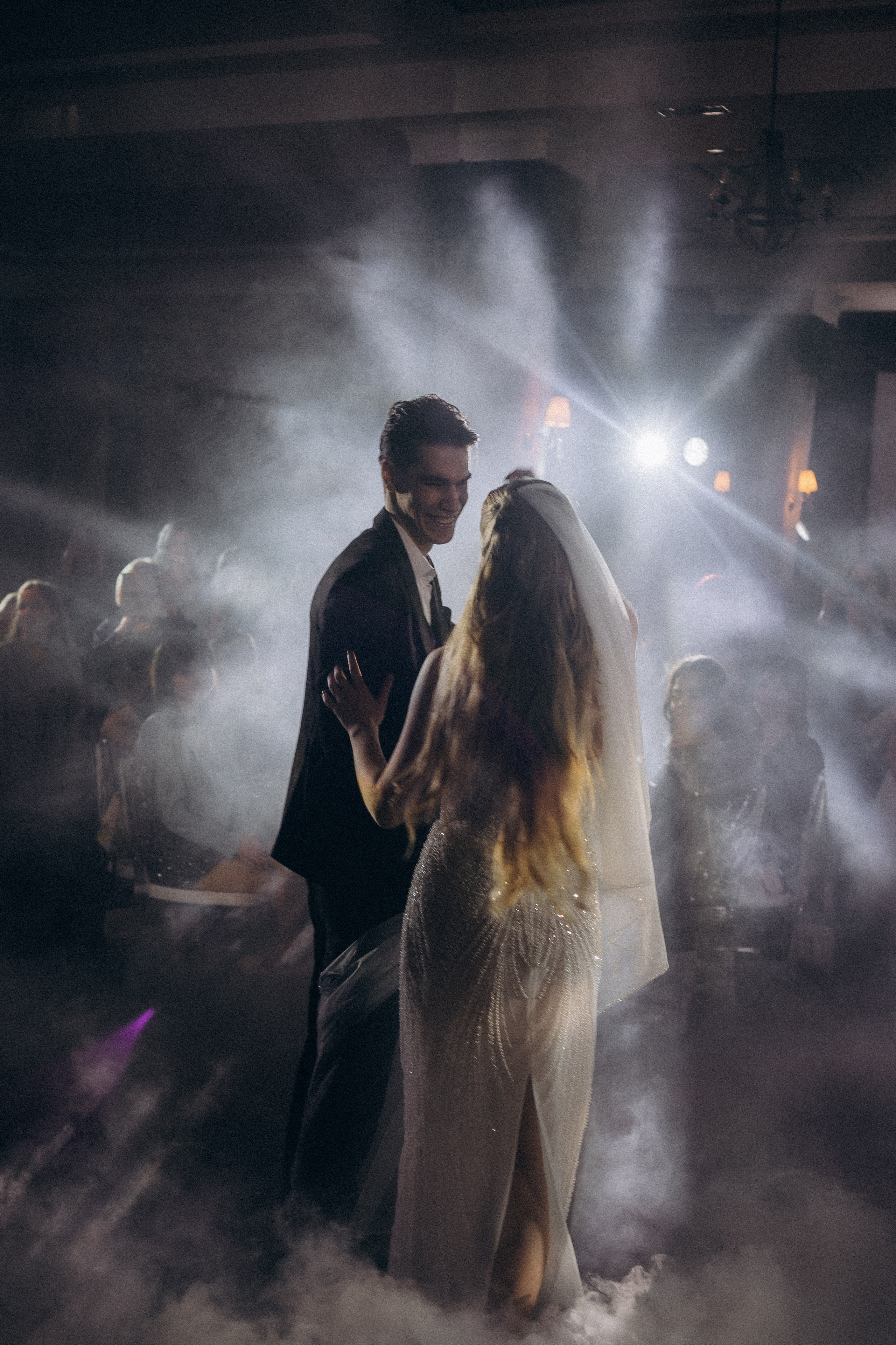 СВАДЕБНАЯ СЬЕМКА СБОРОВ В ОТЕЛЕ И ВЫЕЗД НА ЦЕРЕМОНИЮ (СНЯТО В СИБИРЕ В НИЖНЕВАРТОВСКЕ). Профессиональный фотограф, Санкт-Петербург — Виктория Богомолова