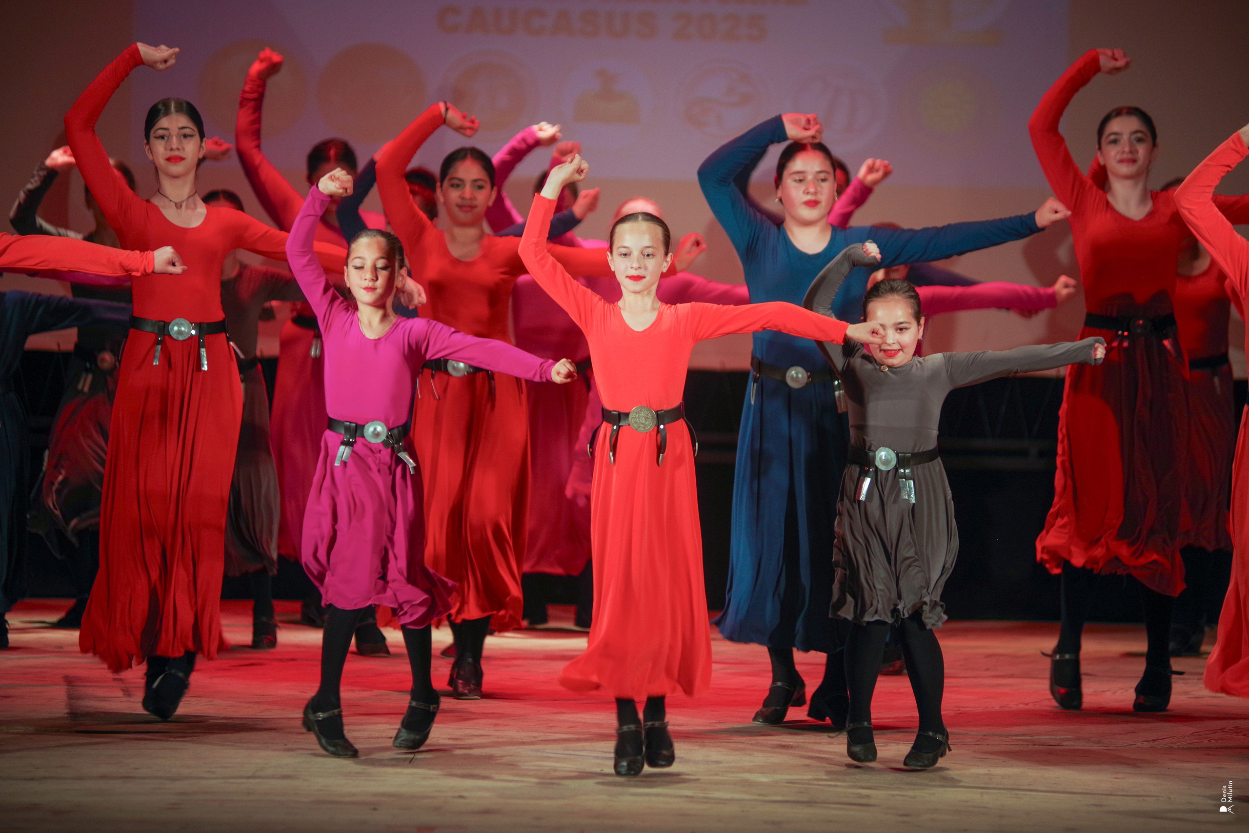 Танцы в прекрасном Они. Портретный фотограф Денис Милютин