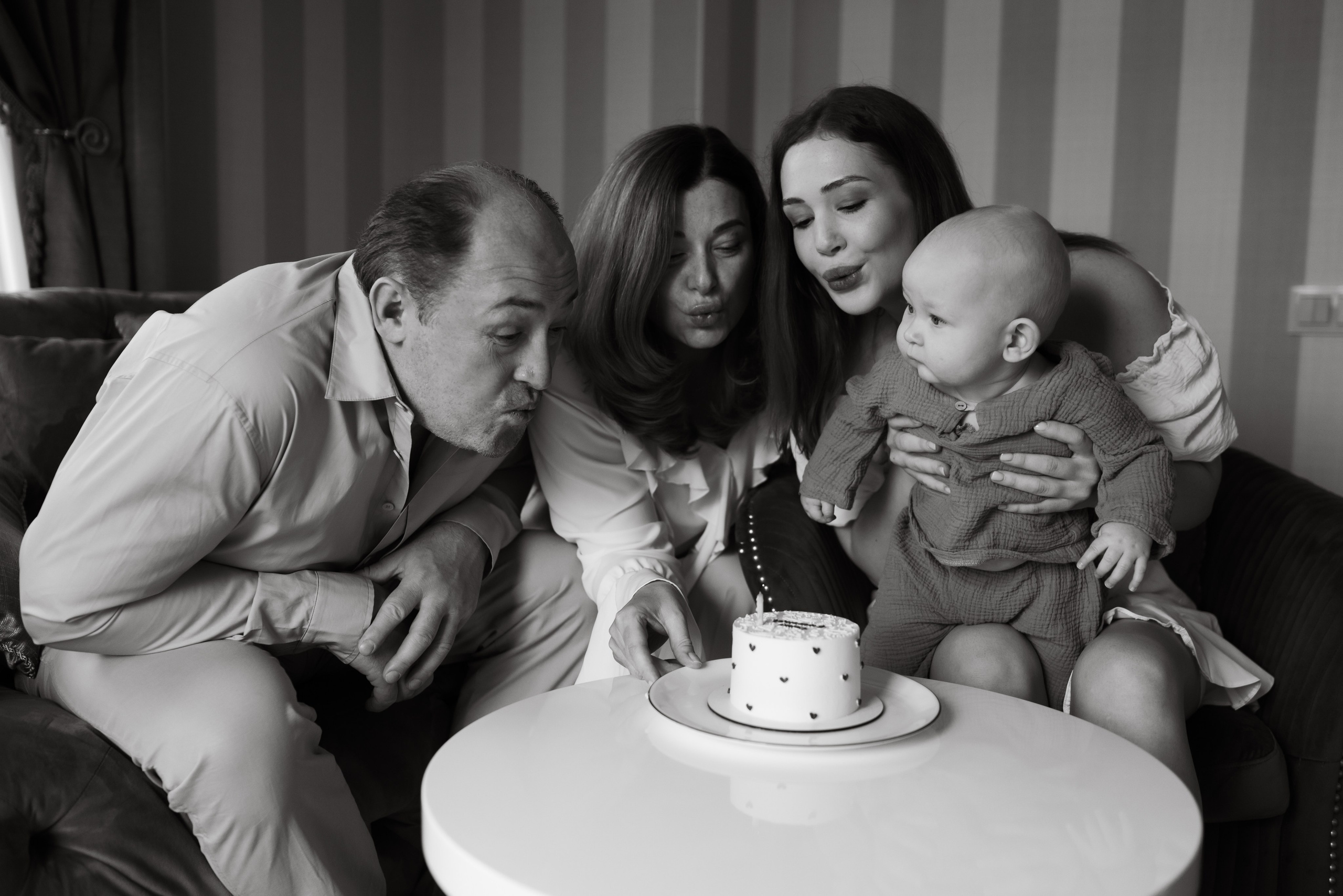 Загородная фотосессия 6 месяцев малышу. Фотограф Ксения Огородова портфолио