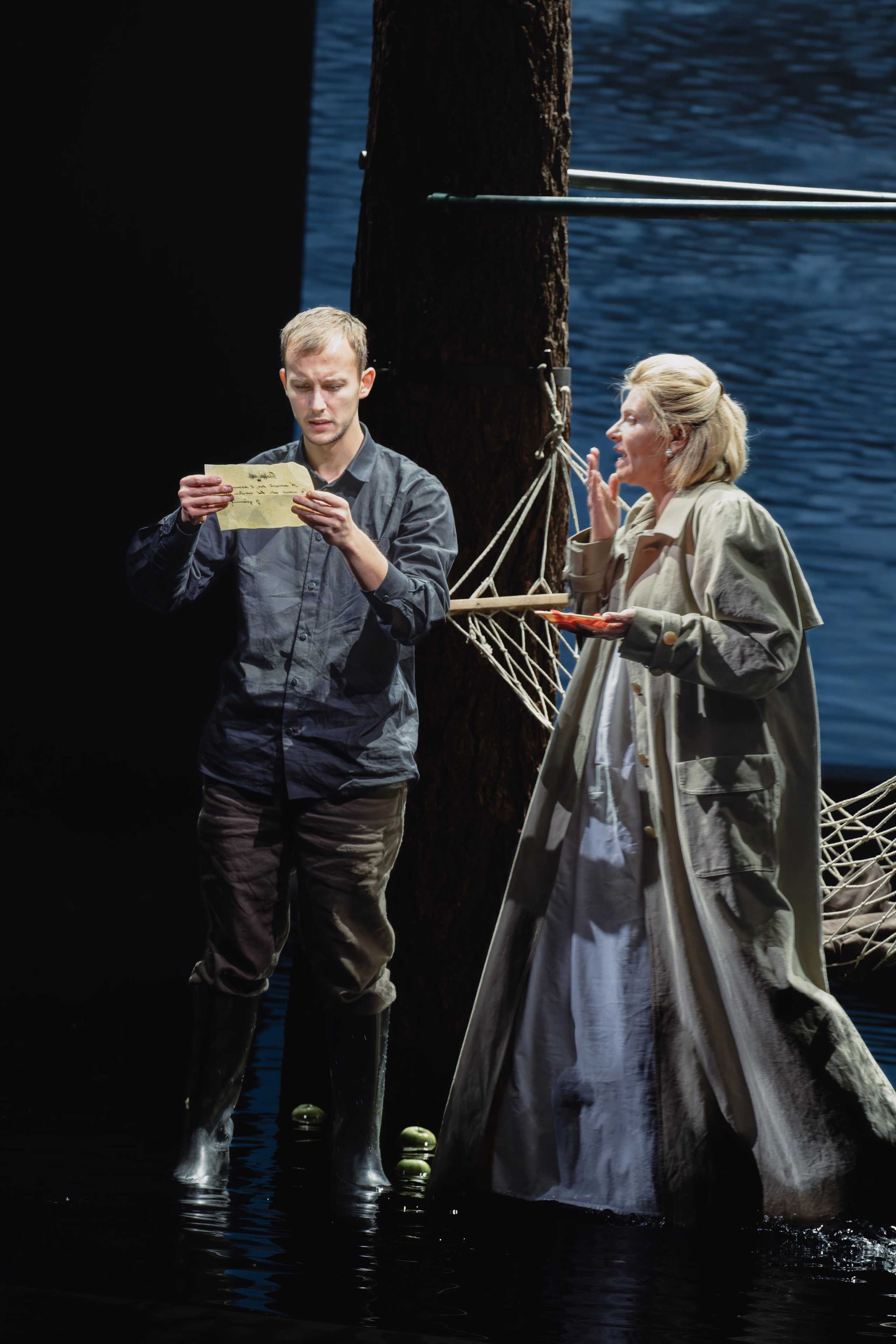 Театр Маяковского: Лес. Сайт фотографа Сергея Абрамова