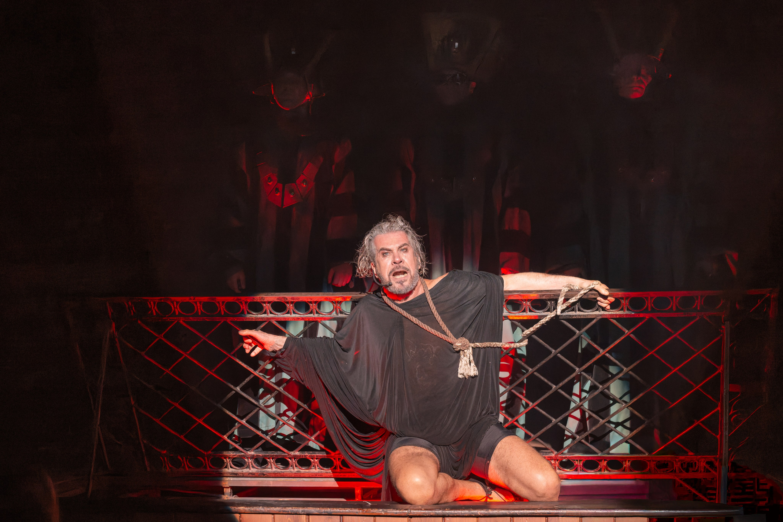 Театр Моссовета: Иисус Христос Супервезда — 35 лет на сцене. Сайт фотографа Сергея Абрамова