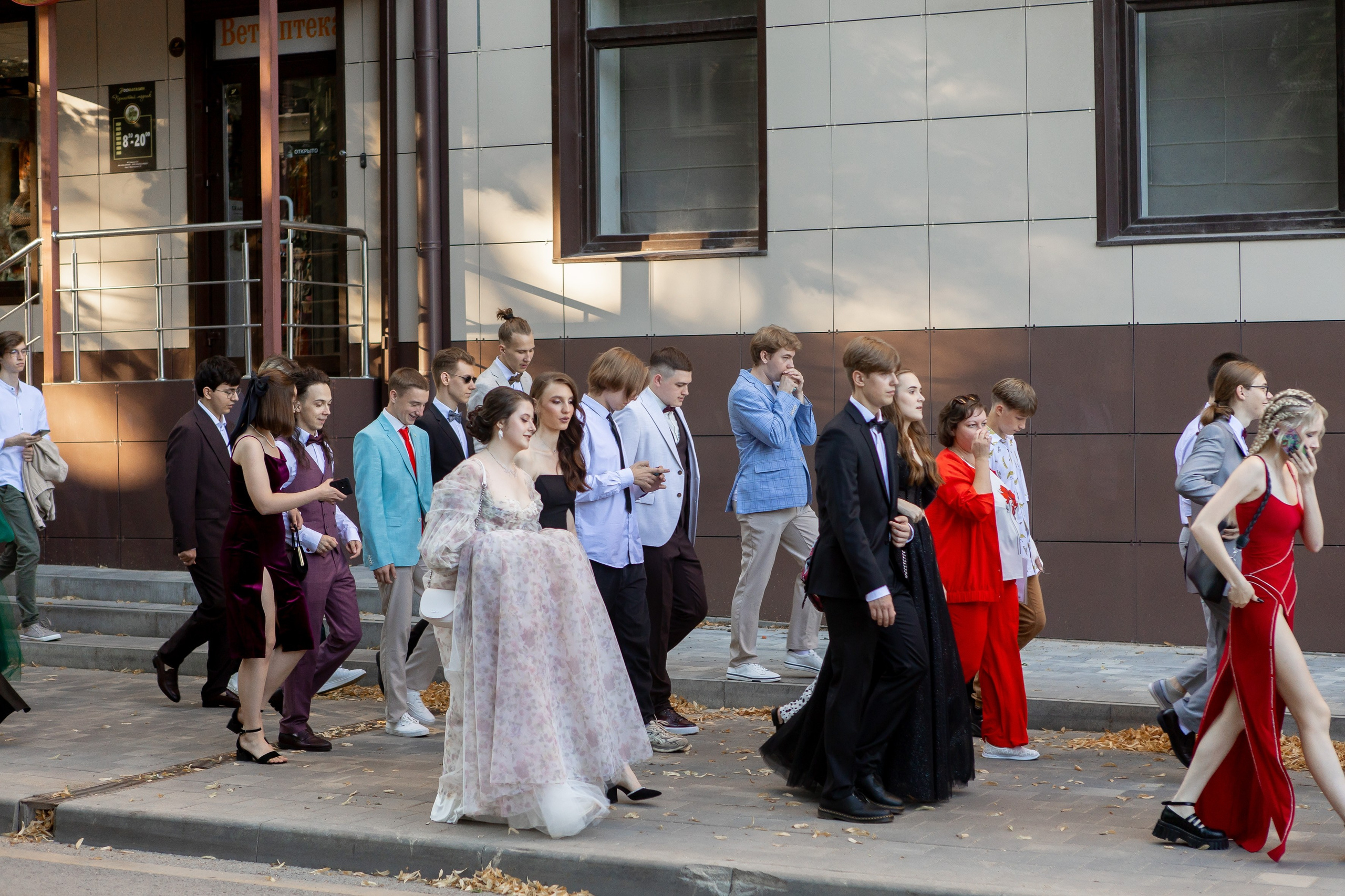 Выпускной Гимназия 12 2024 г. Свадебный и портретный Фотограф в Липецке Дмитрий Котюков