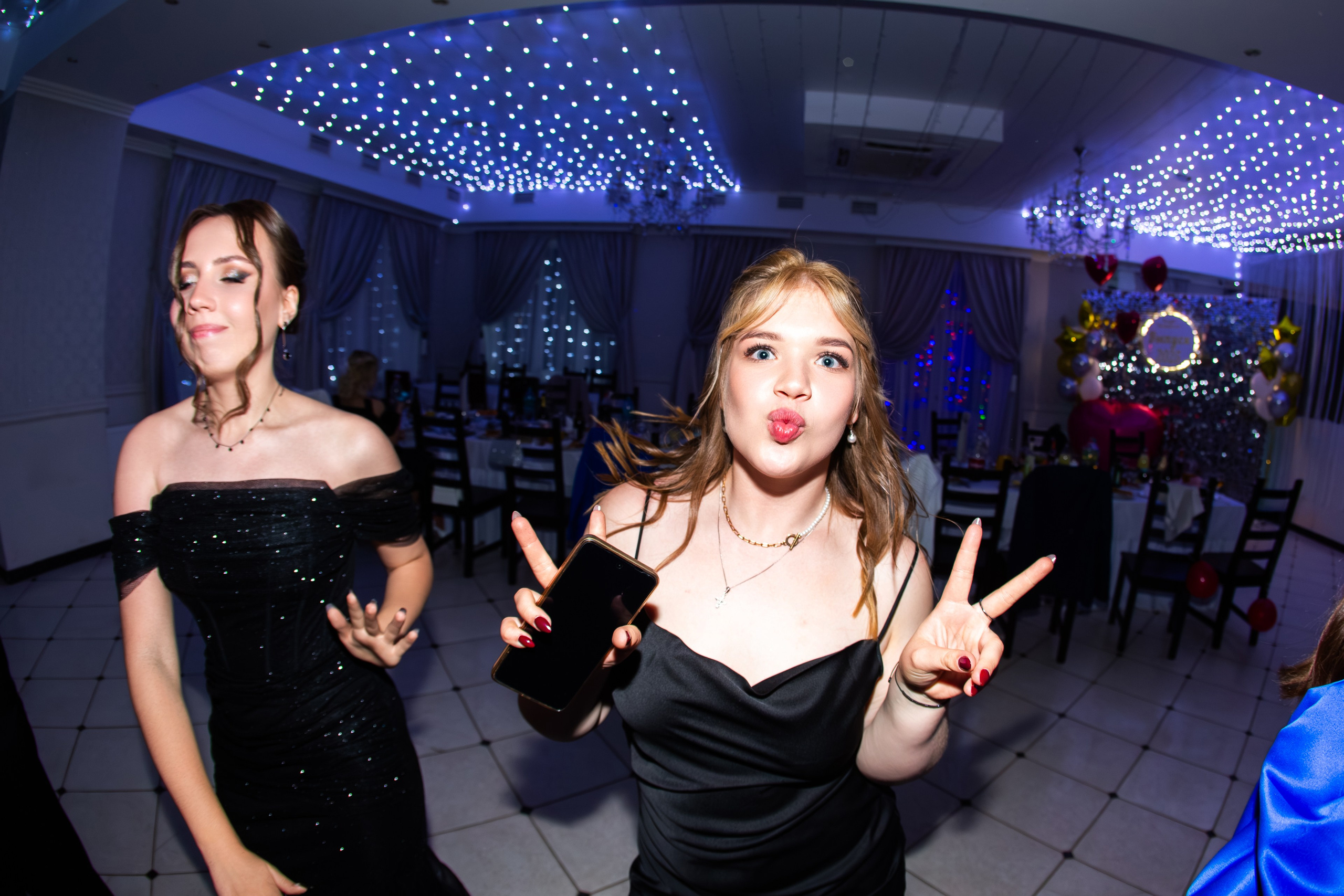 ВЫПУСКНОЙ ВЕЧЕР 2025 4 ШКОЛА. Профессиональный фотограф в Мценске и Орловской области