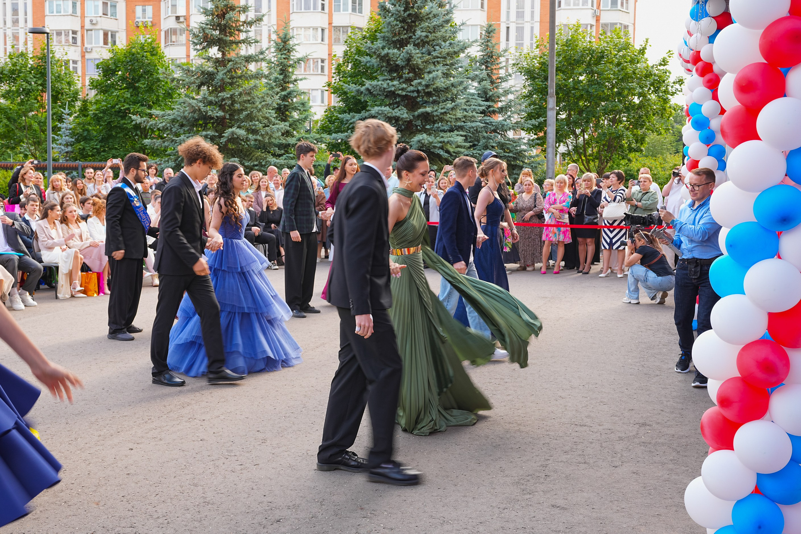 Праздники в школе. Репортажный фотограф Ирина Сухарева