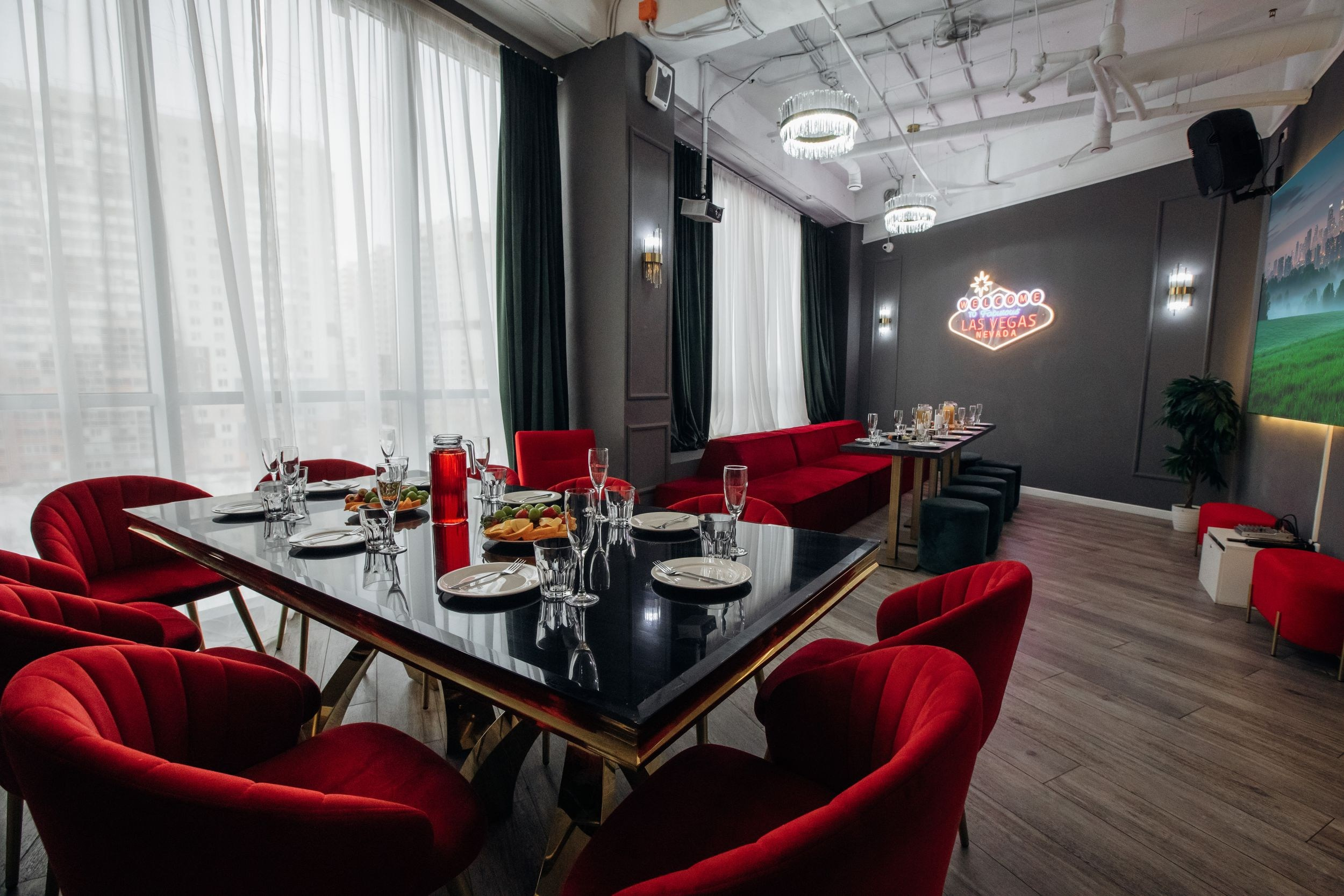 Площадь Карла Фаберже 8Е. Аренда лофта в СПб для мероприятий