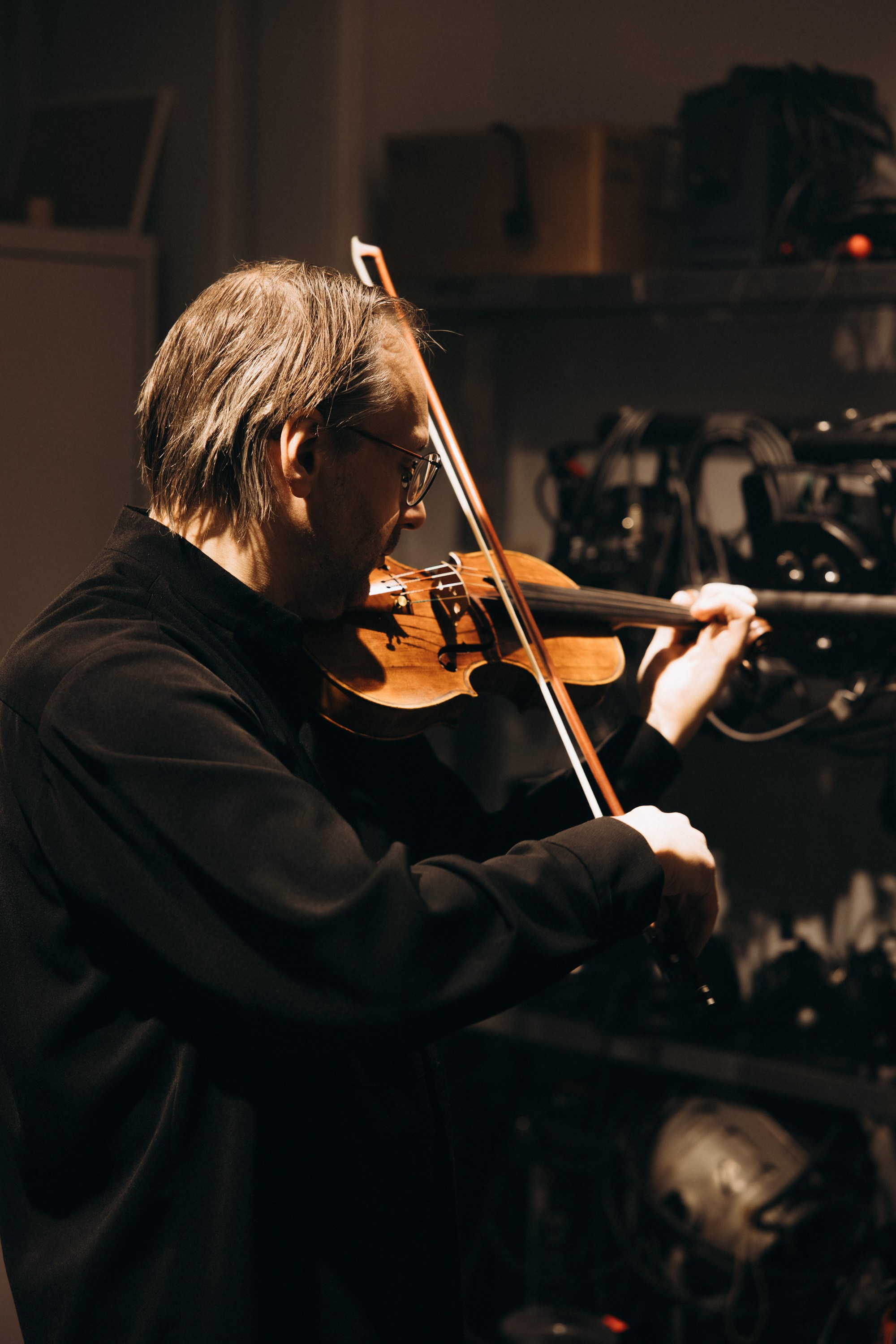 Концерт музыки композитора-резидента Алексея Ретинского «Dom Radio». Репортажный фотограф в Санкт-Петербурге Александр Паклин