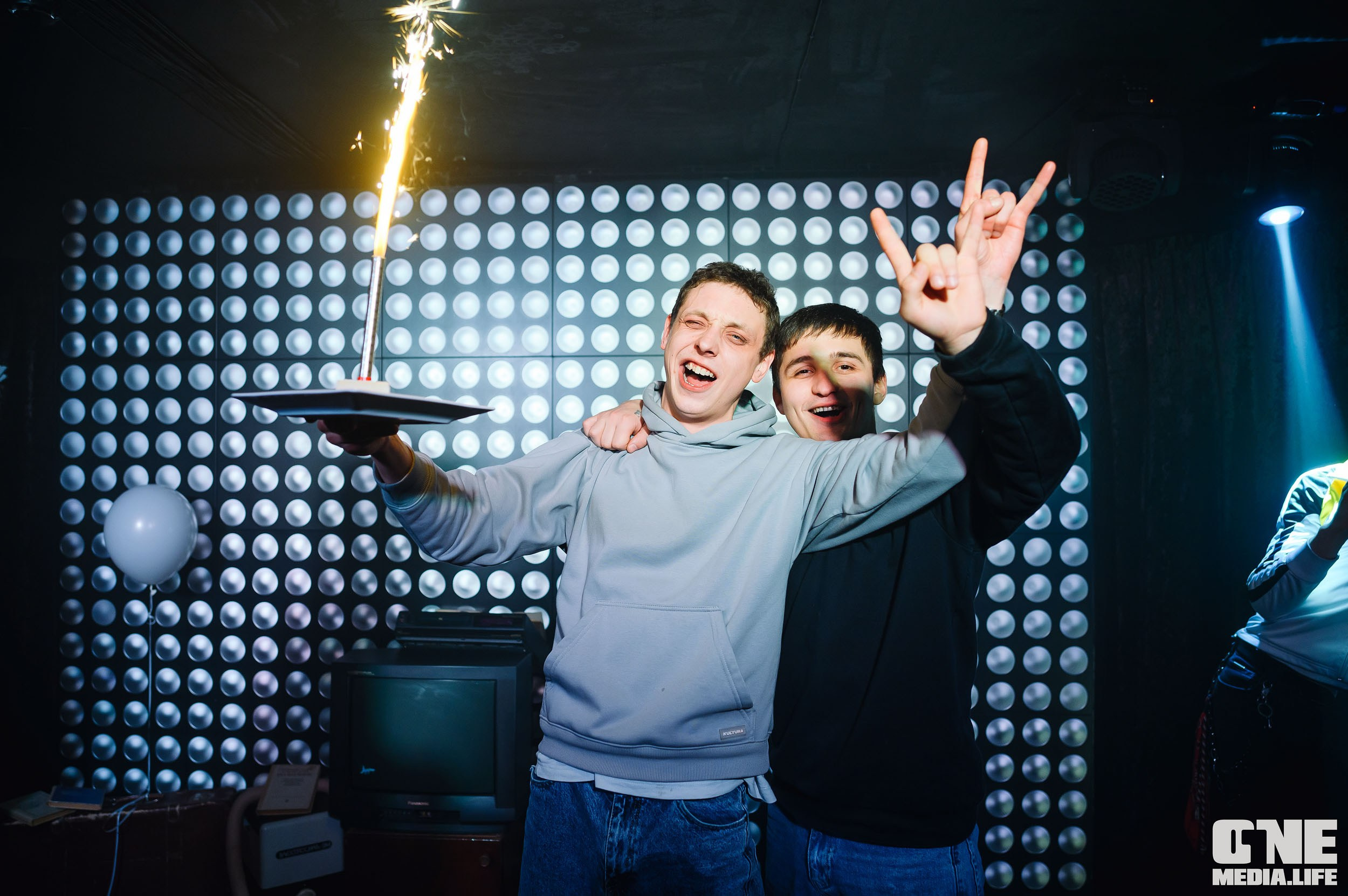 Фоторепортаж из караоке-клуба Эйфория. One Media Life: фоторепортажи, фотоотчеты с мероприятий и заведений