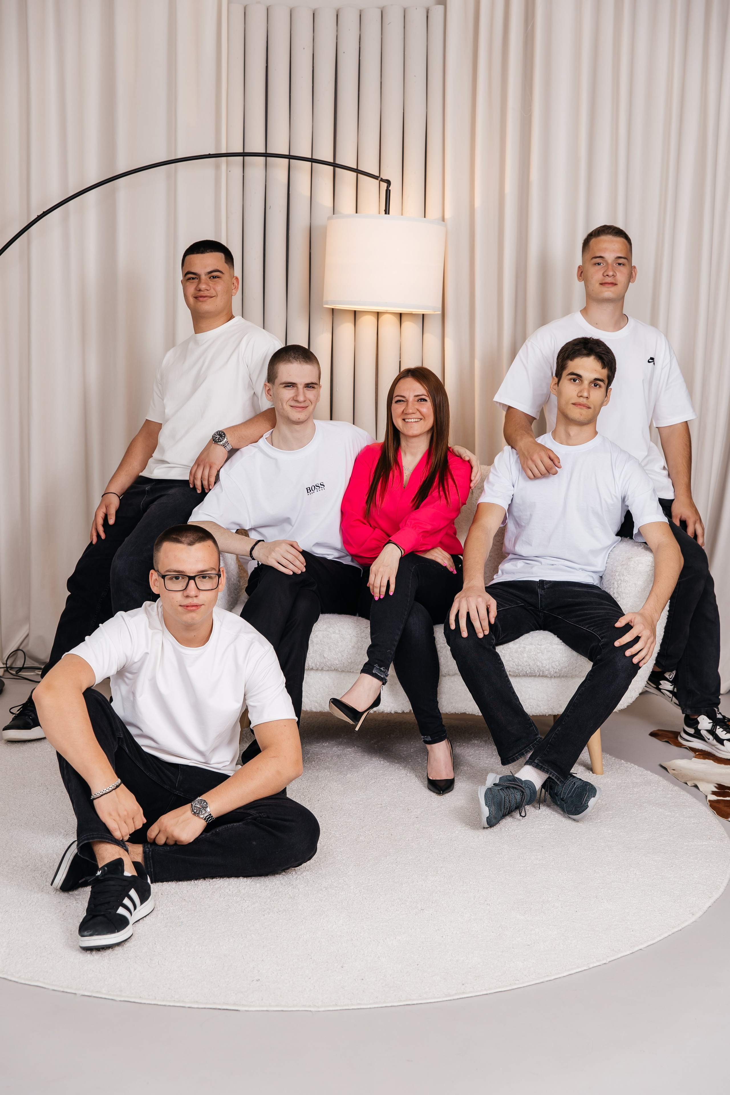 Фотосессия в старших классах Крымск. Фотограф Любава Колесник. Выпускные альбомы в Крымском районе