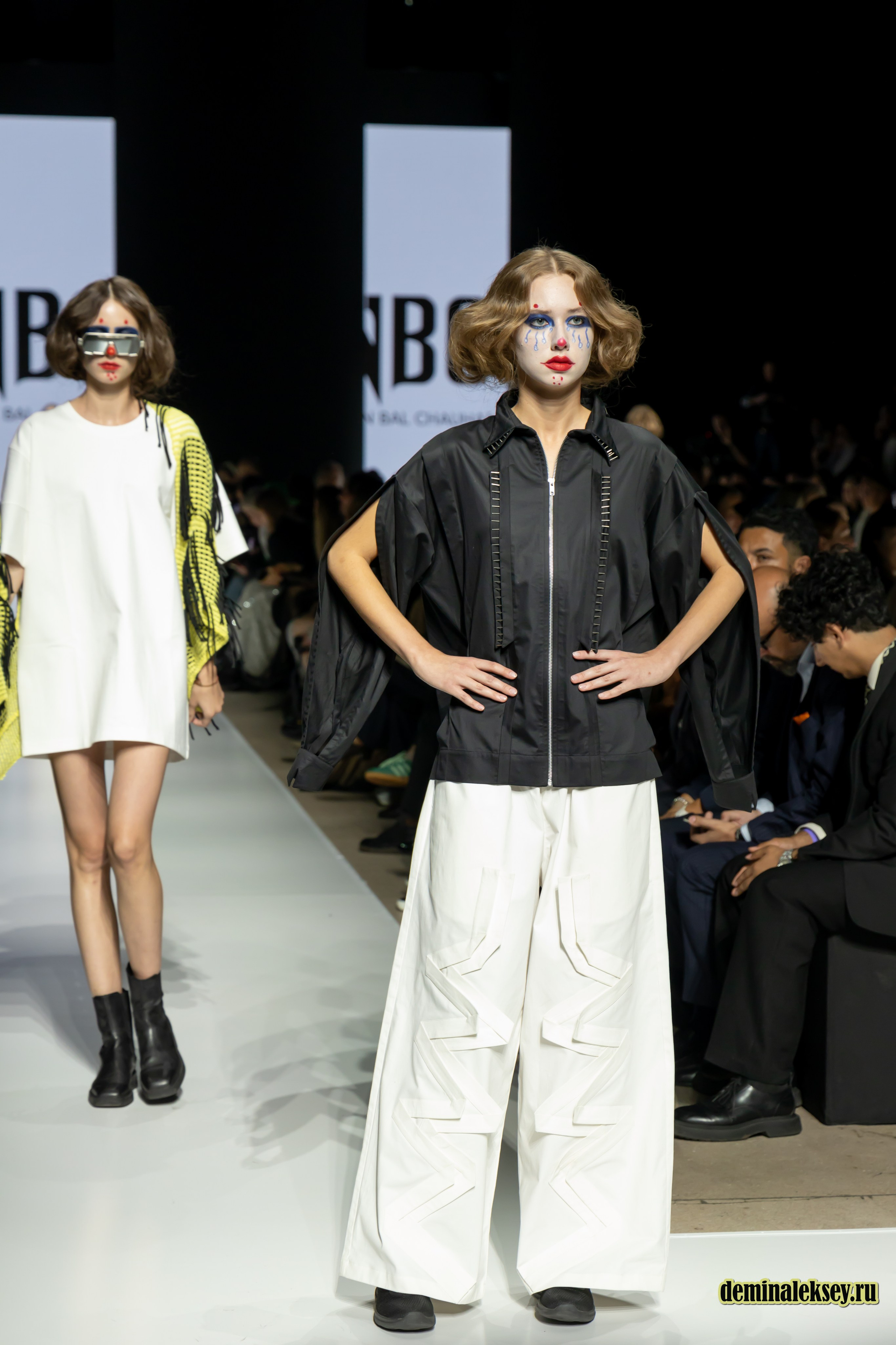Московская неделя моды 2024 9 октября дизайнер NITIN BAL CHAHUAN presented by Fashion Design Council of India. Репортажный, семейный и студийный фотограф в Москве Демин Алексей