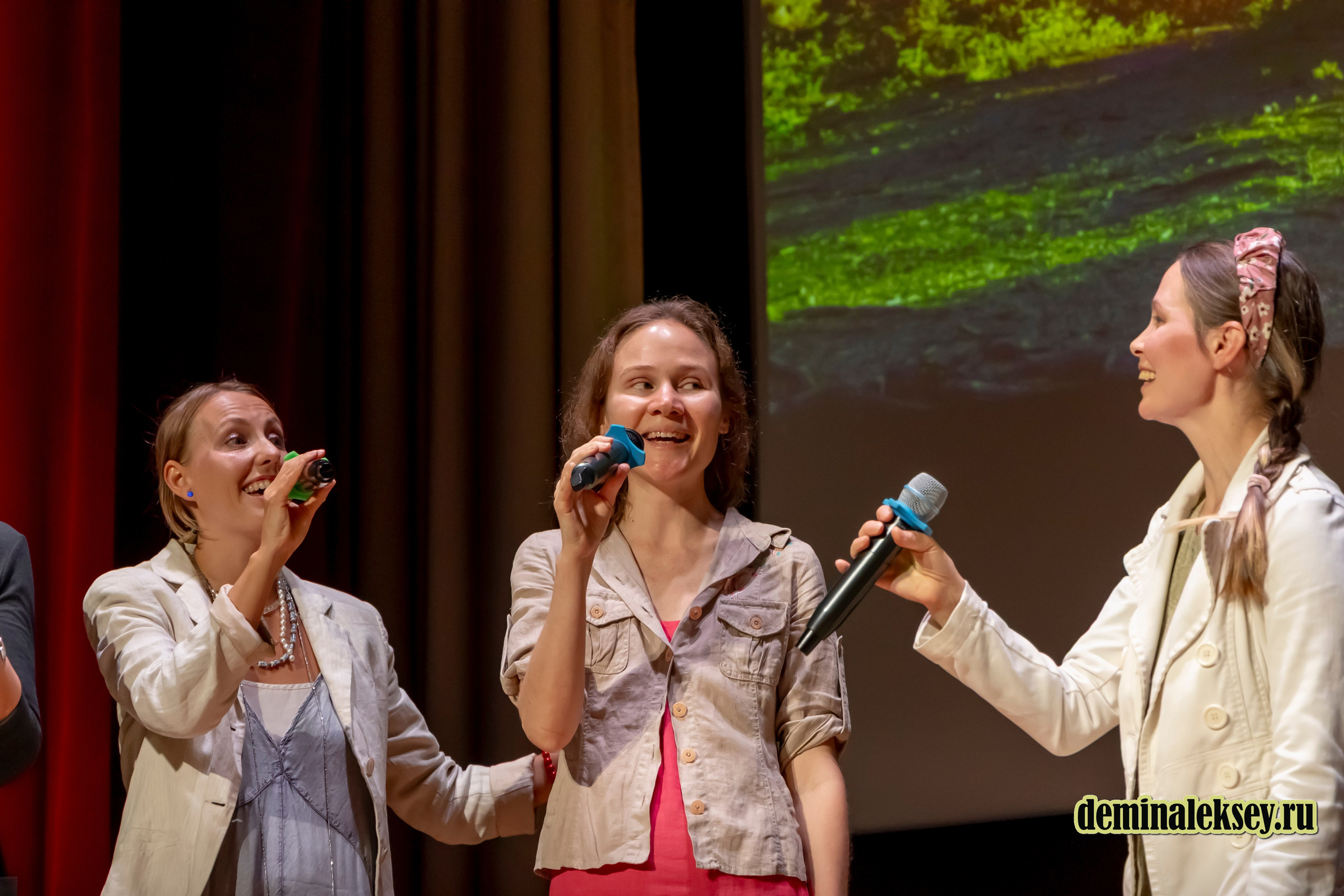 Экспертный круглый стол «День БРИКС» в «Иностранке». Репортажный, семейный и студийный фотограф в Москве Демин Алексей