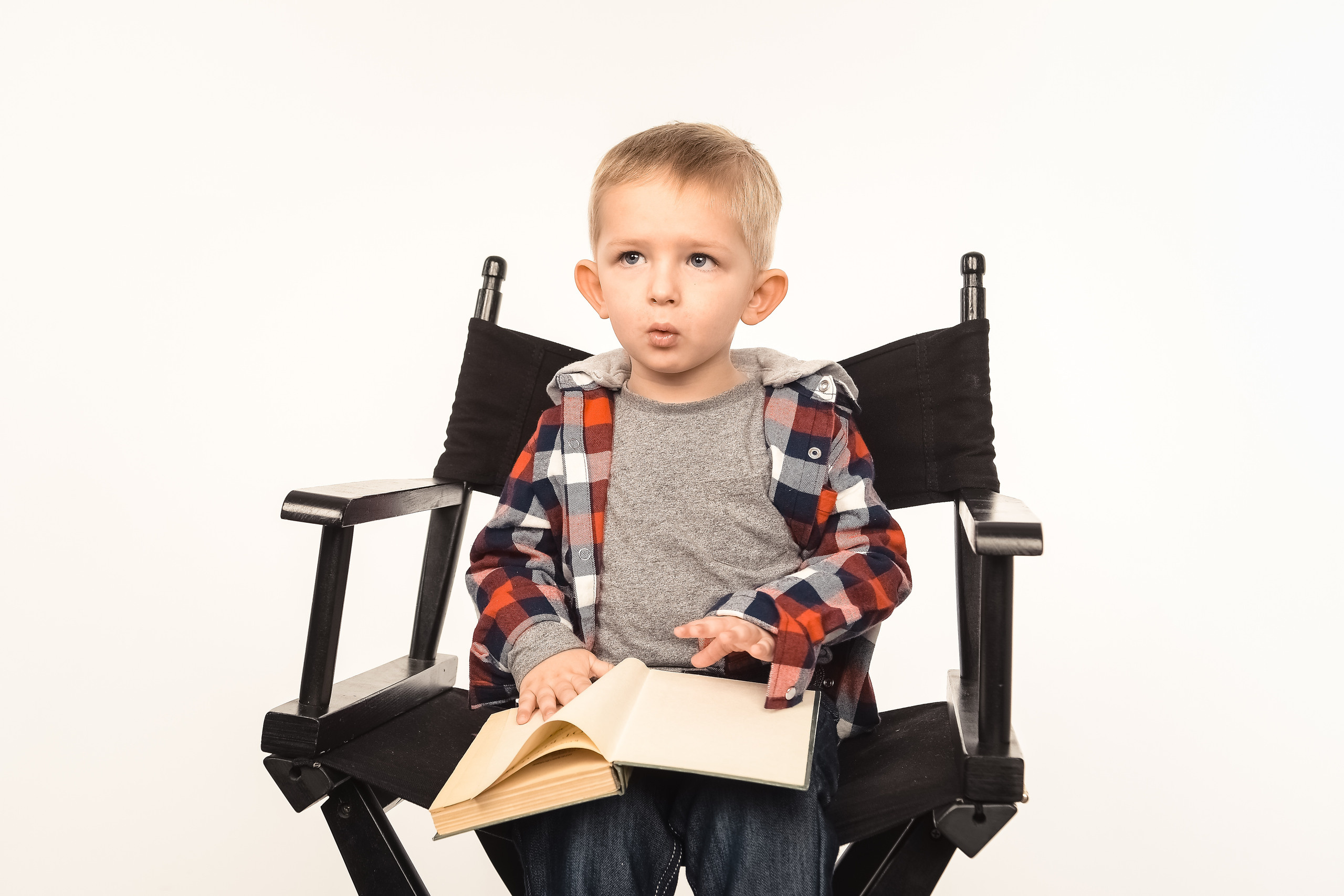 Малыши — карандаши