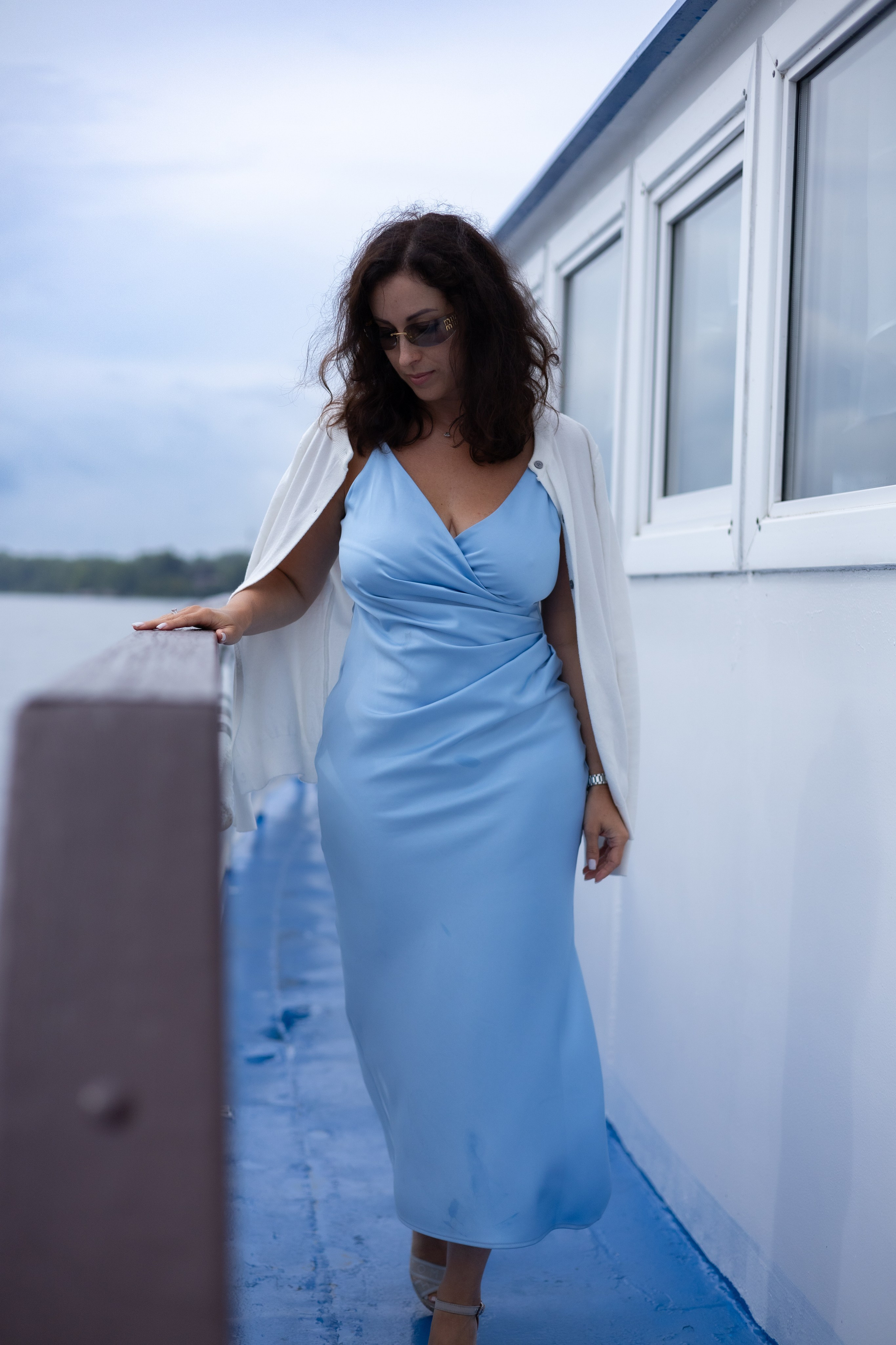 ФОТОДЕНЬ ТЕПЛОХОД. Фотограф Красноярск съемки лавстори, фотосессия в студии, портретная съемка, творческие фотосессии