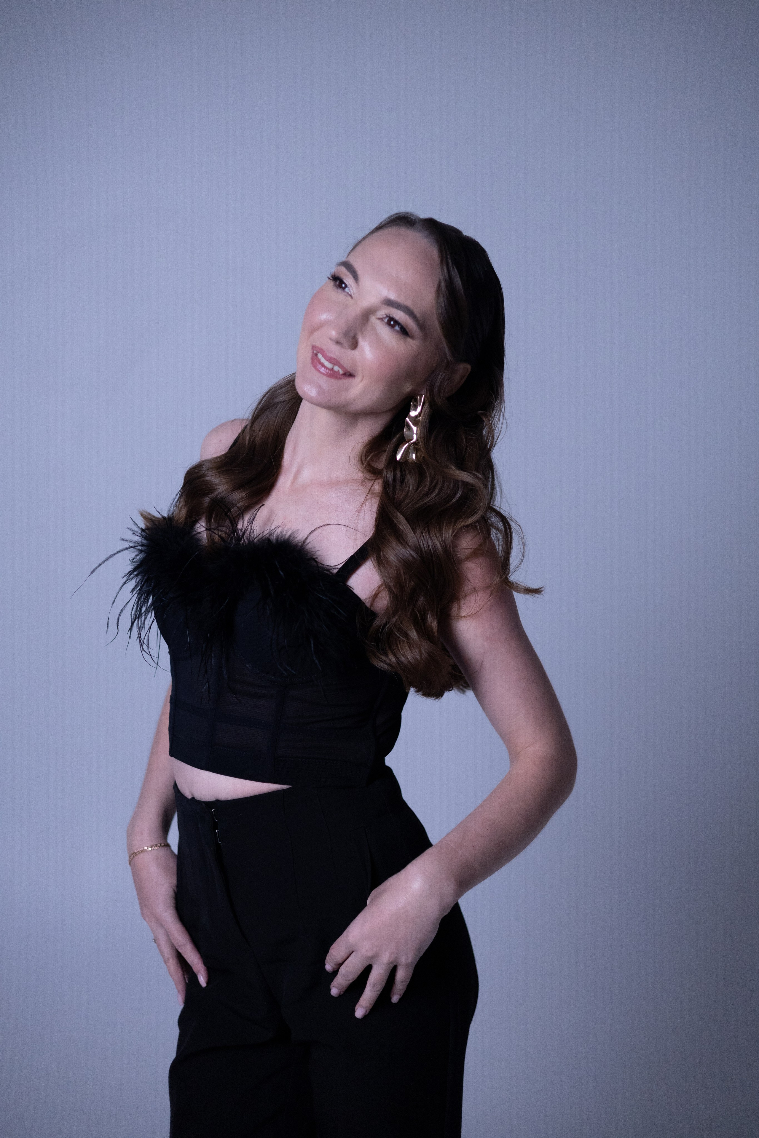 ЖЕНСКИЕ ПОРТРЕТЫ СТУДИЯ 2026. Фотограф Красноярск съемки лавстори, фотосессия в студии, портретная съемка, творческие фотосессии