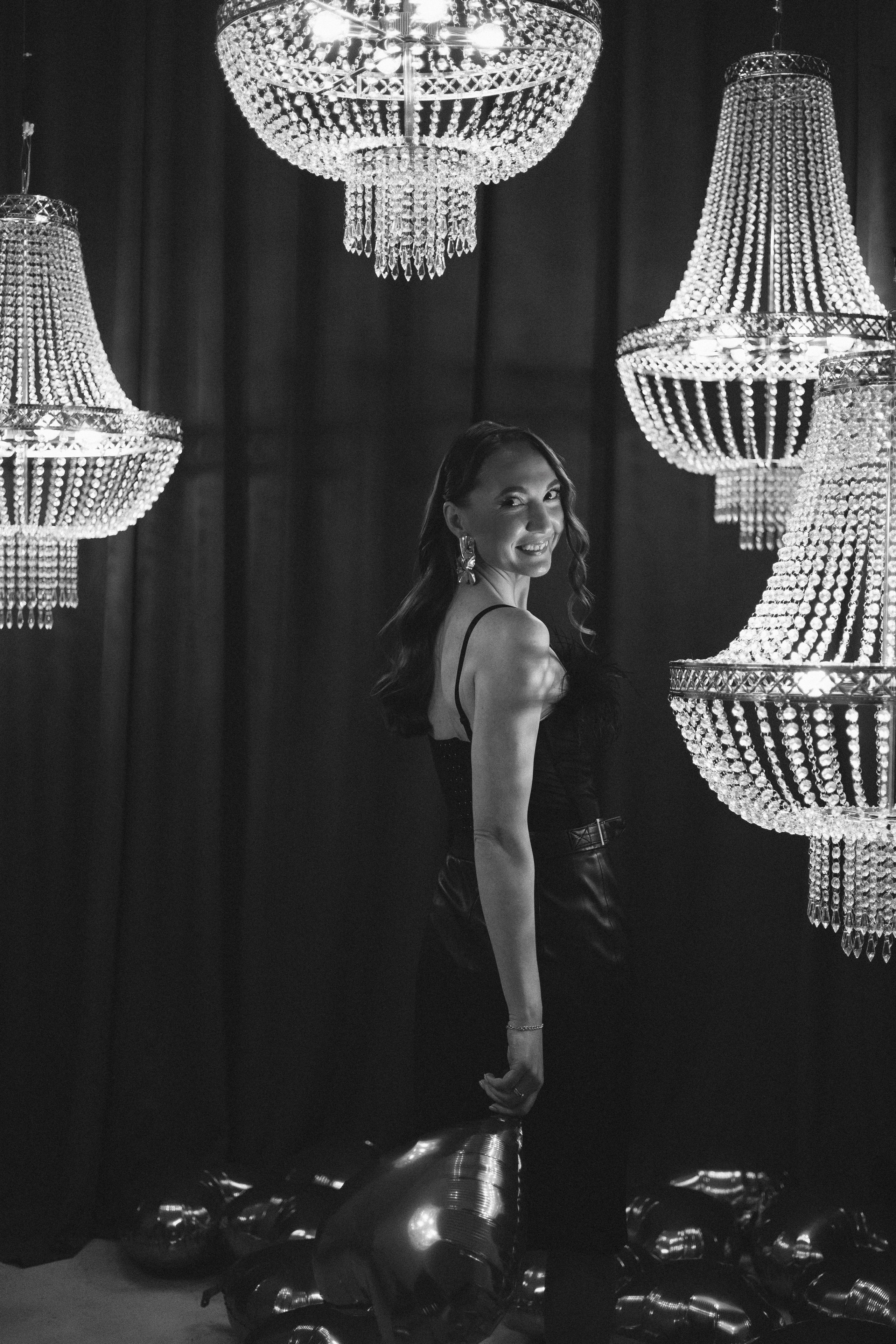 ЖЕНСКИЕ ПОРТРЕТЫ СТУДИЯ 2026. Фотограф Красноярск съемки лавстори, фотосессия в студии, портретная съемка, творческие фотосессии