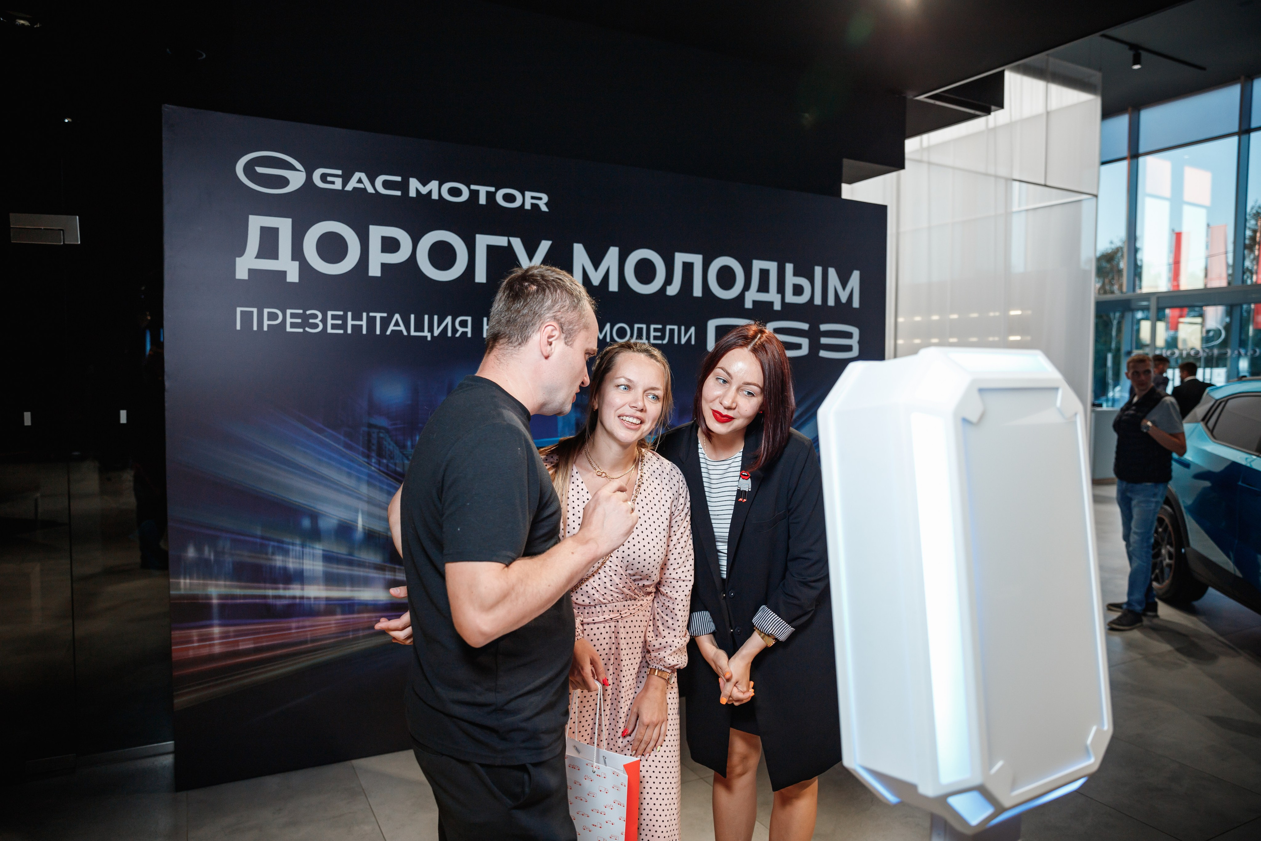 Открытие автосалона GAC. Фотограф Захваткин Роман