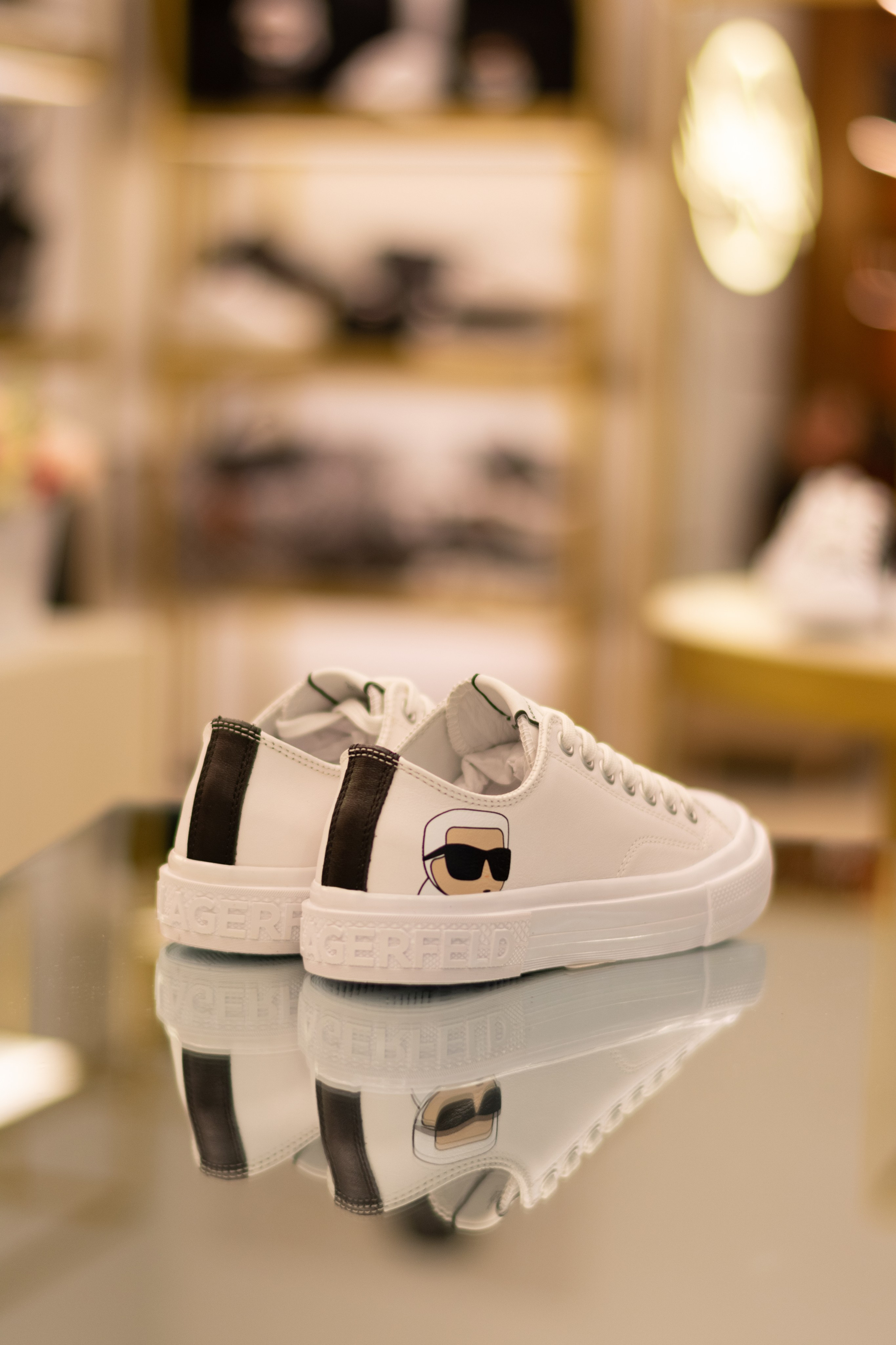 Для организаций. Предметная фотосессия для обувного магазина Capsula. Фотограф/видеограф Богдан Голованов