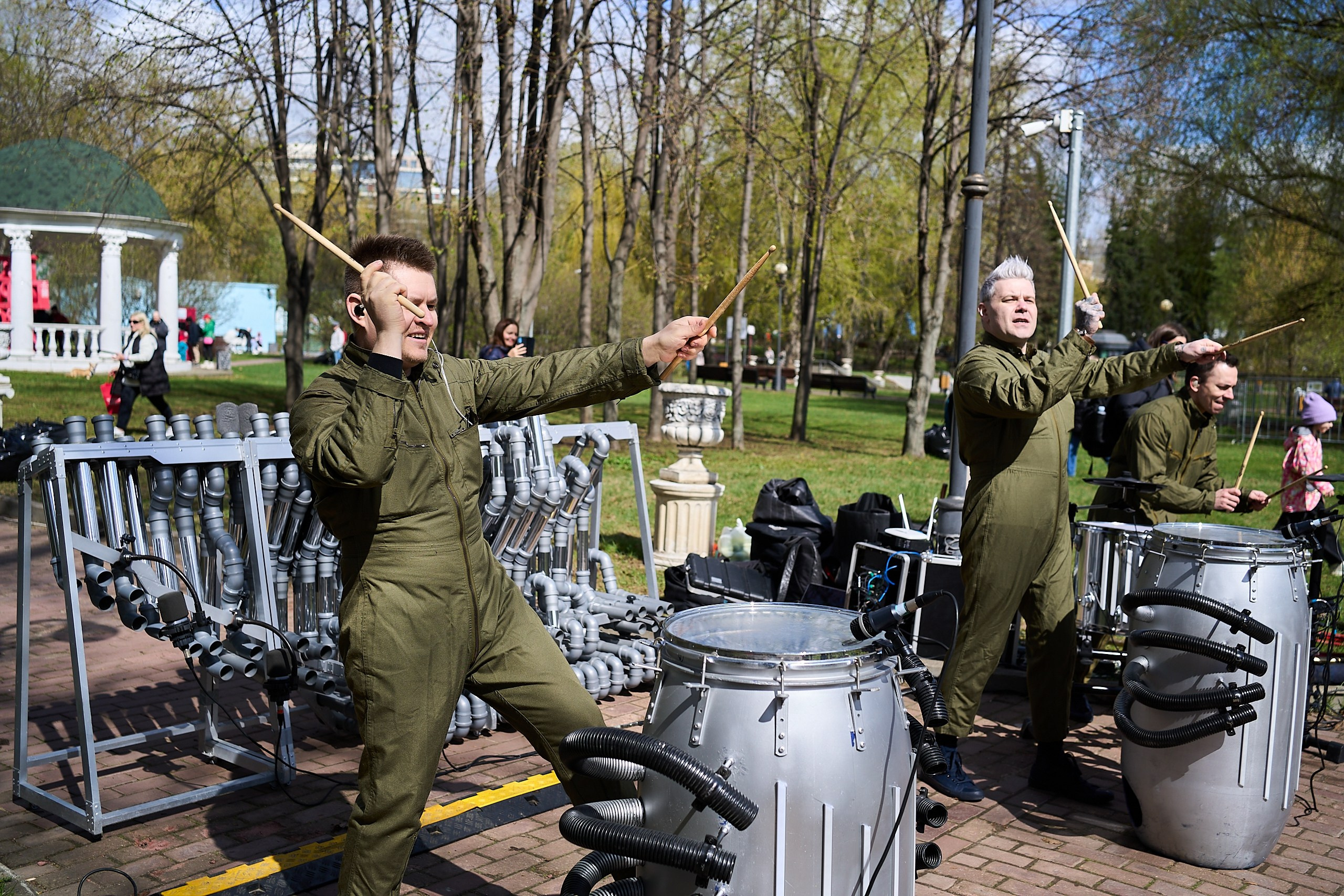 Субботник у Управления делами Мэра и Правительства Москвы. Фотограф и Видеограф в Москве. Олег Корушев