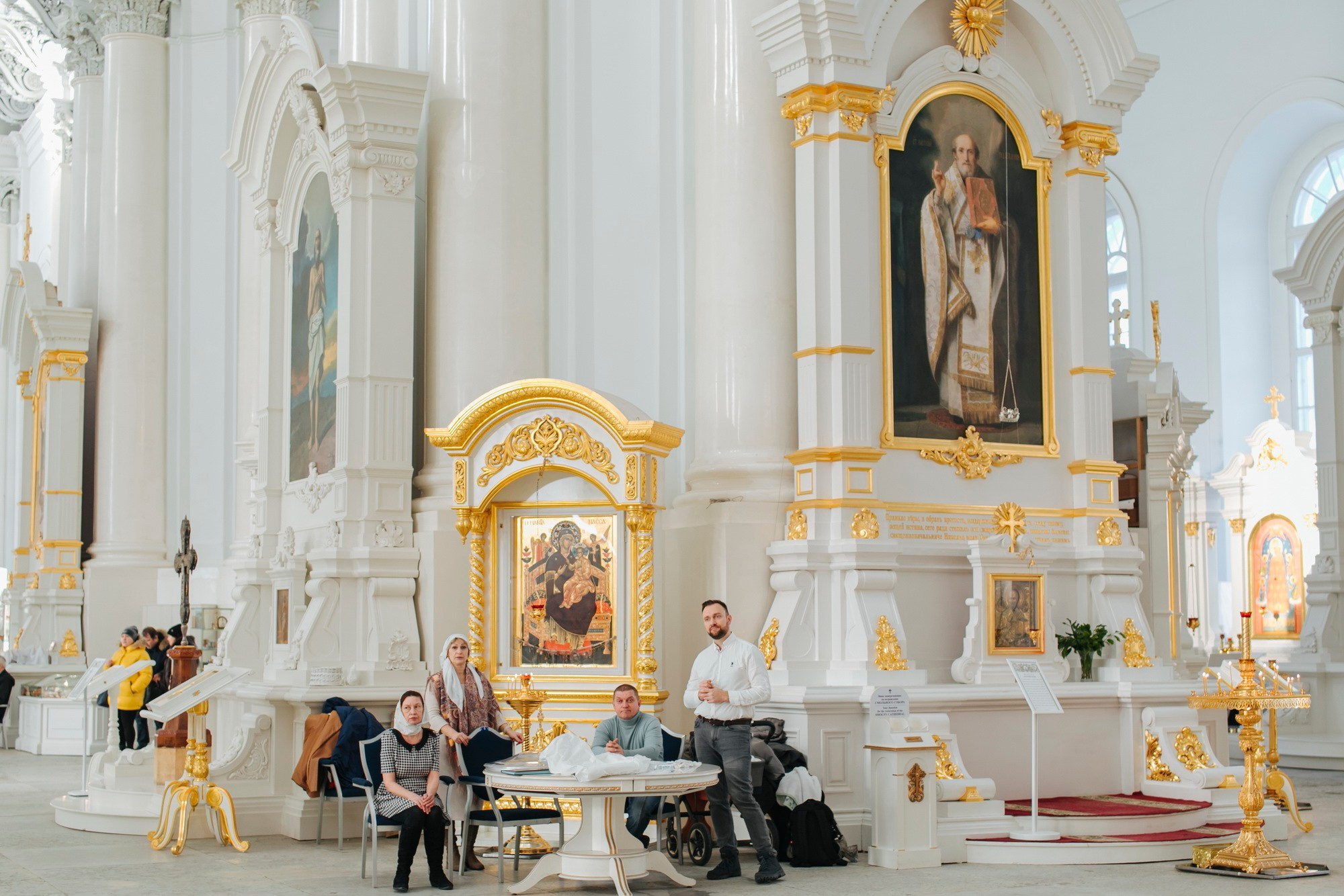 Индивидуальное крещение в Смольном Соборе, где провести крещение СПб, лучший храм для крещения, сколько стоит крещение, церковь где не нужны беседы, без крестных