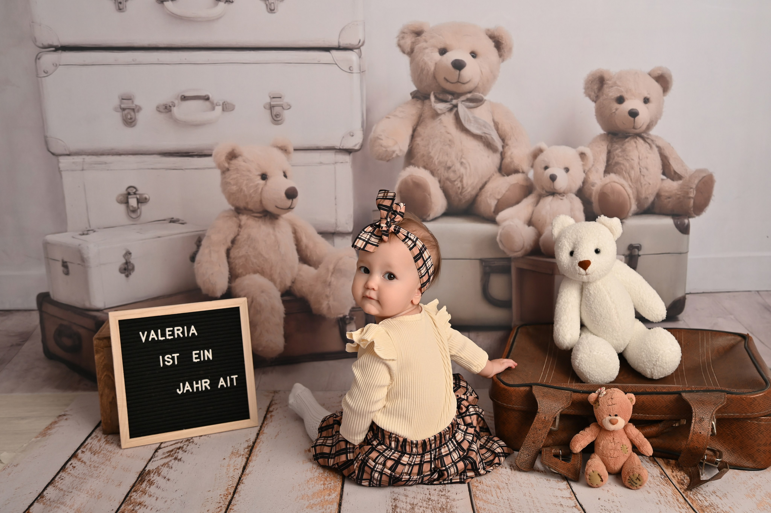 Годовасия и детские праздники. Фотограф Новорожденных и семейный Элла Огай г. Сатпаев