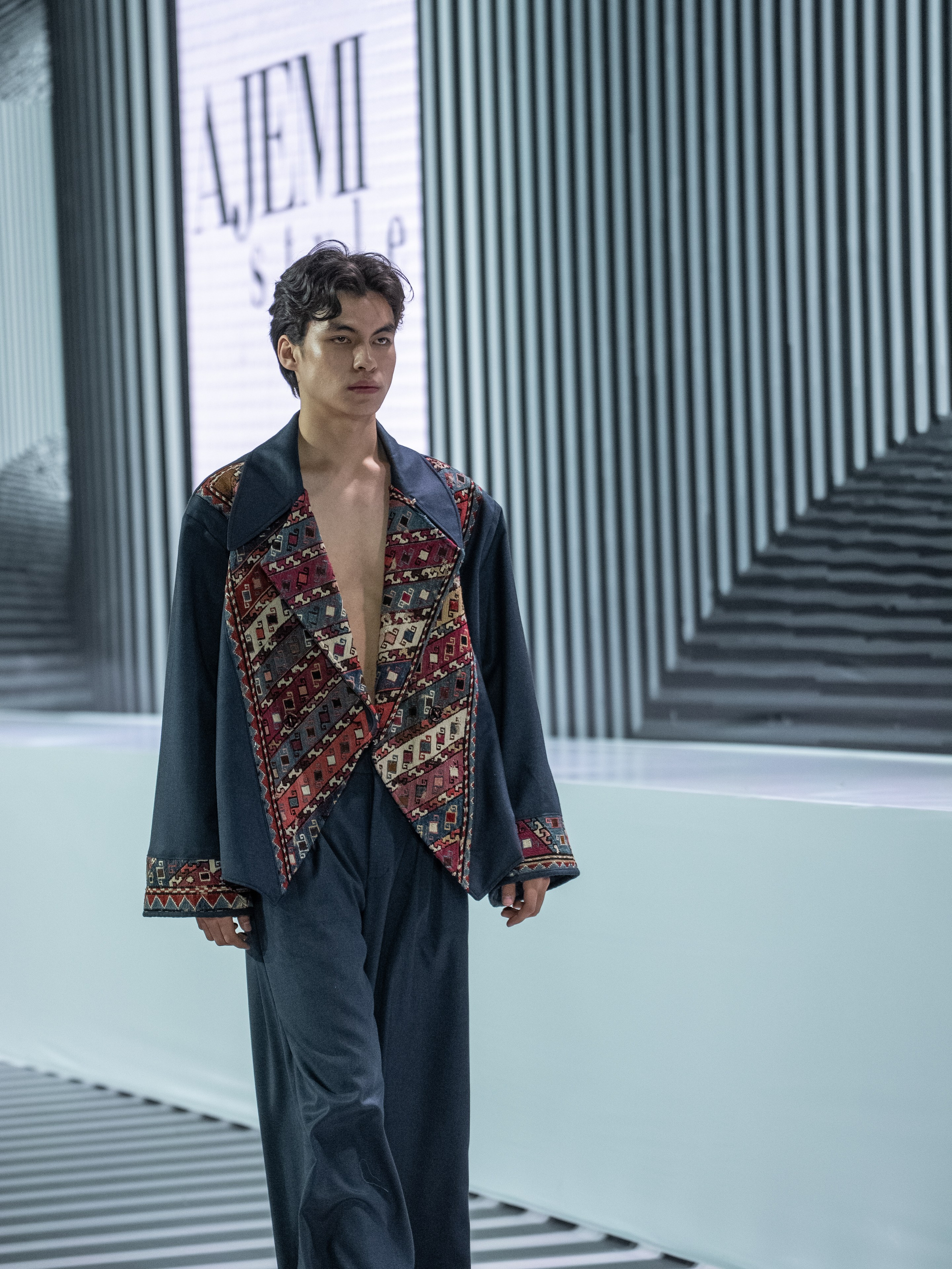 AJEMI STYLE. Сайт Алматинского НЮ АРТ, будуар и фэшн фотографа Дениса Карпенко