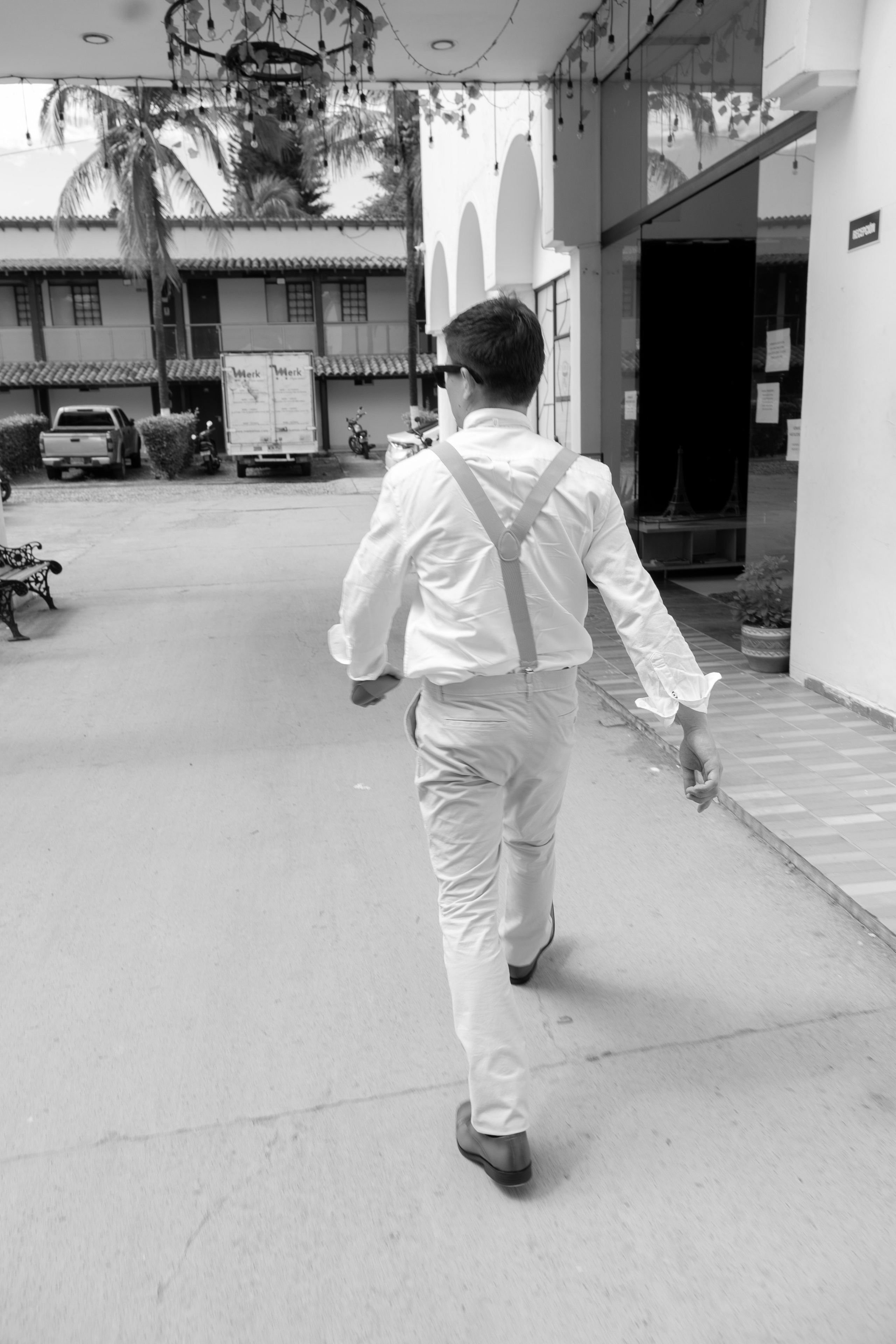 Carola & Gerson. Wedding Photographer in Barcelona and Medellin