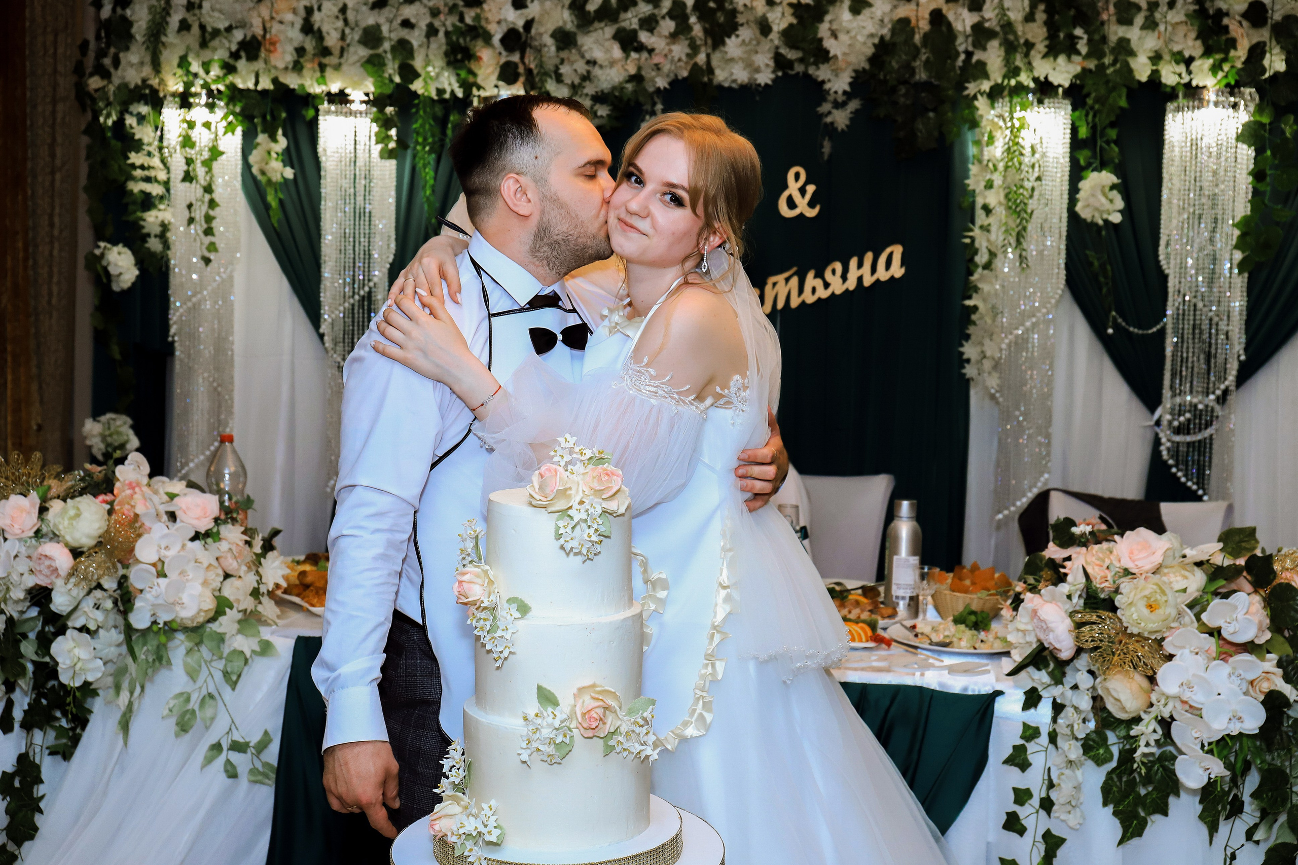 Видеограф и Фотограф на свадьбу в Краснодаре