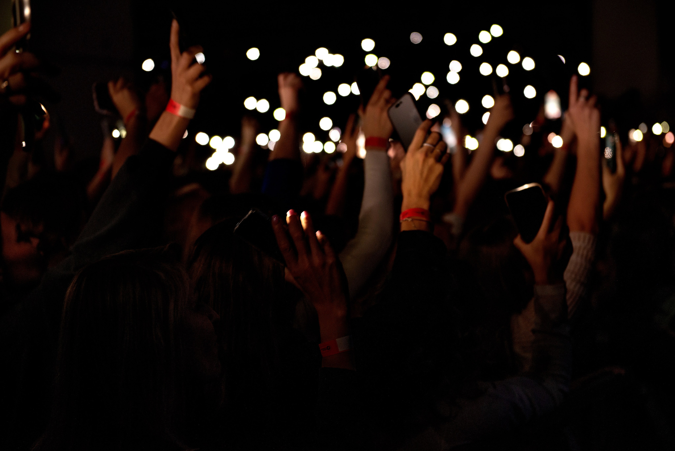 Концерт Хolidayboy. Школьный, фэшн фотограф в Тюмени и в России Ирина Королева