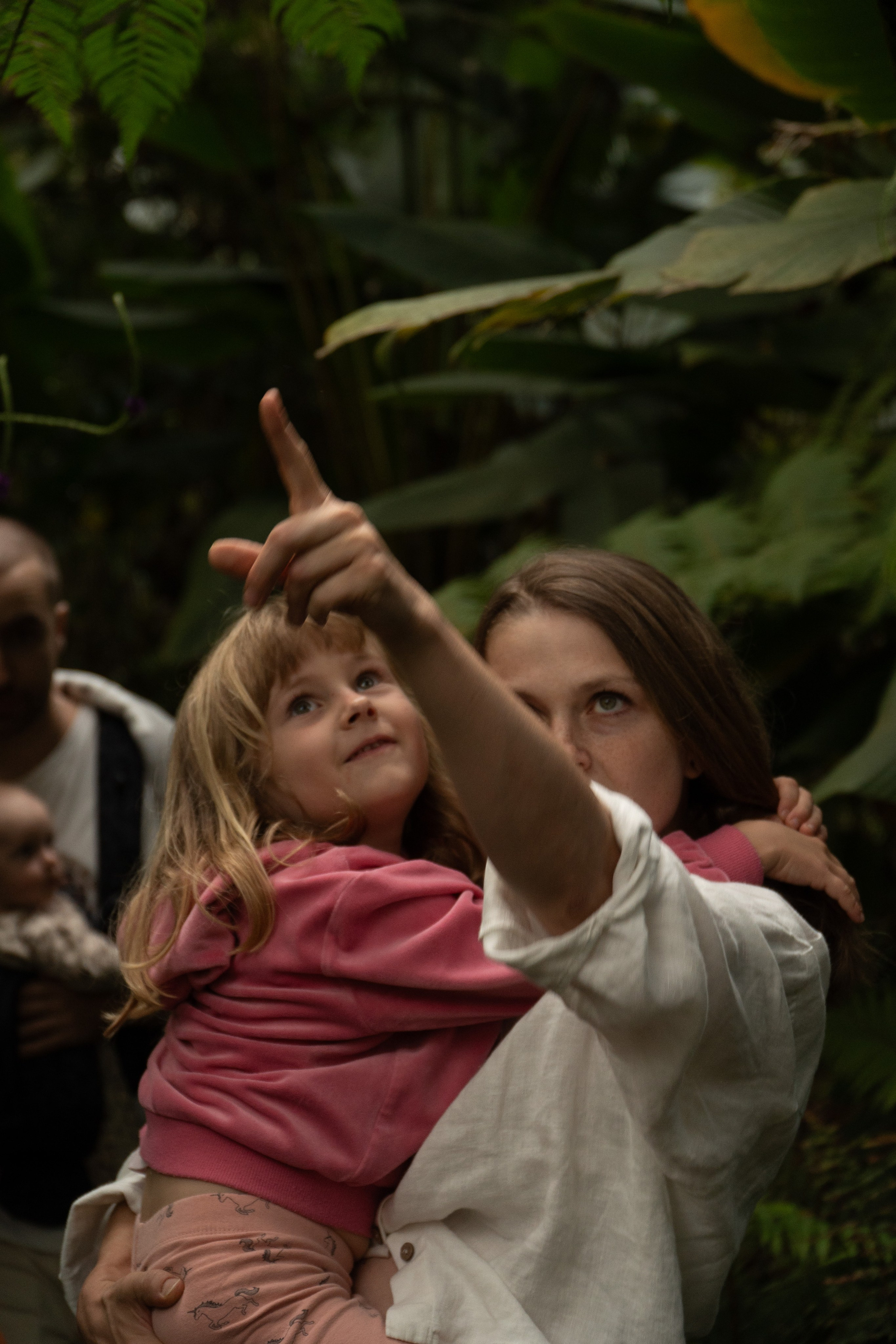 Olga and Family. Wedding Photographer in Barcelona and Medellin