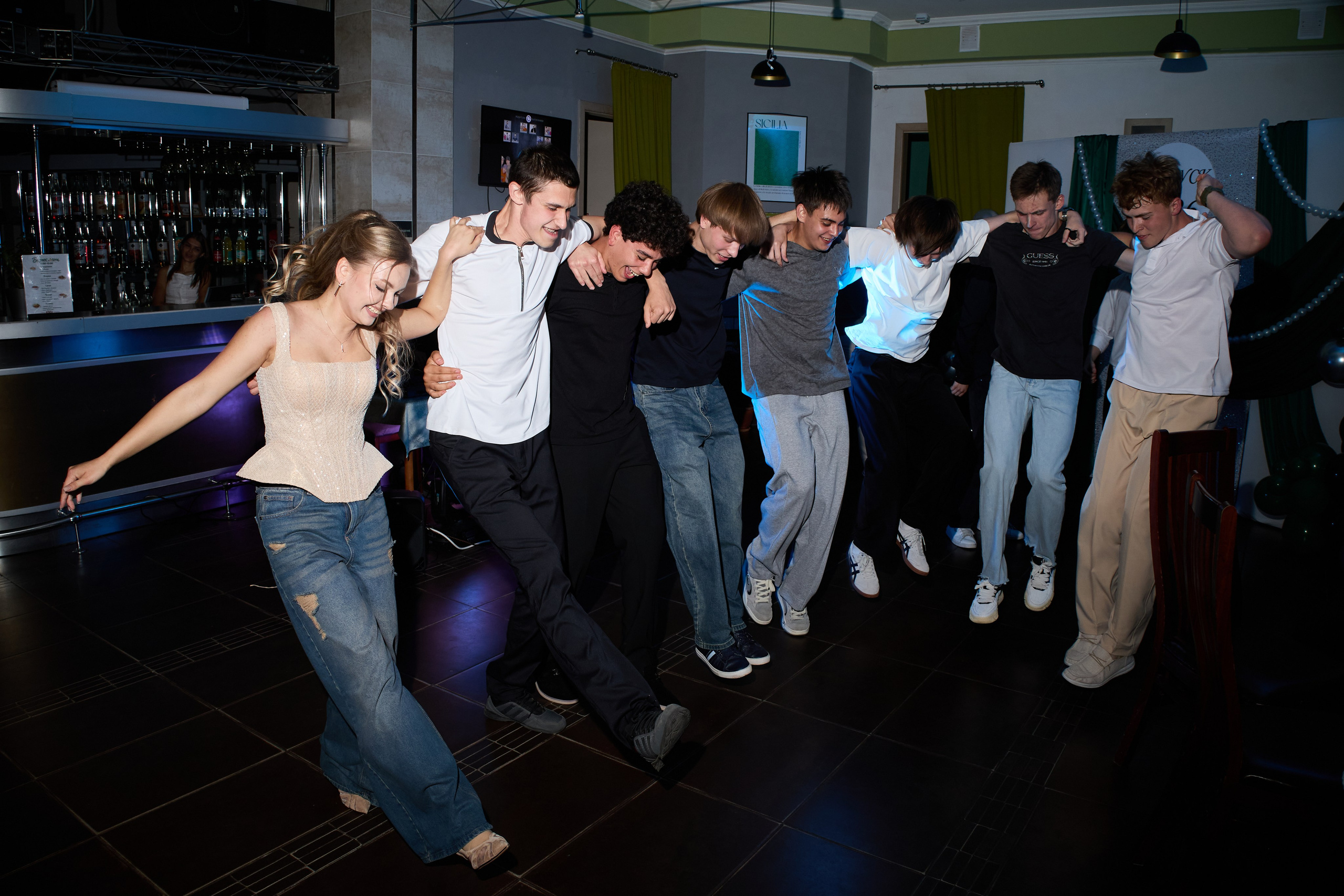 Выпускной 11 класс. Фотограф Лысенко Полина