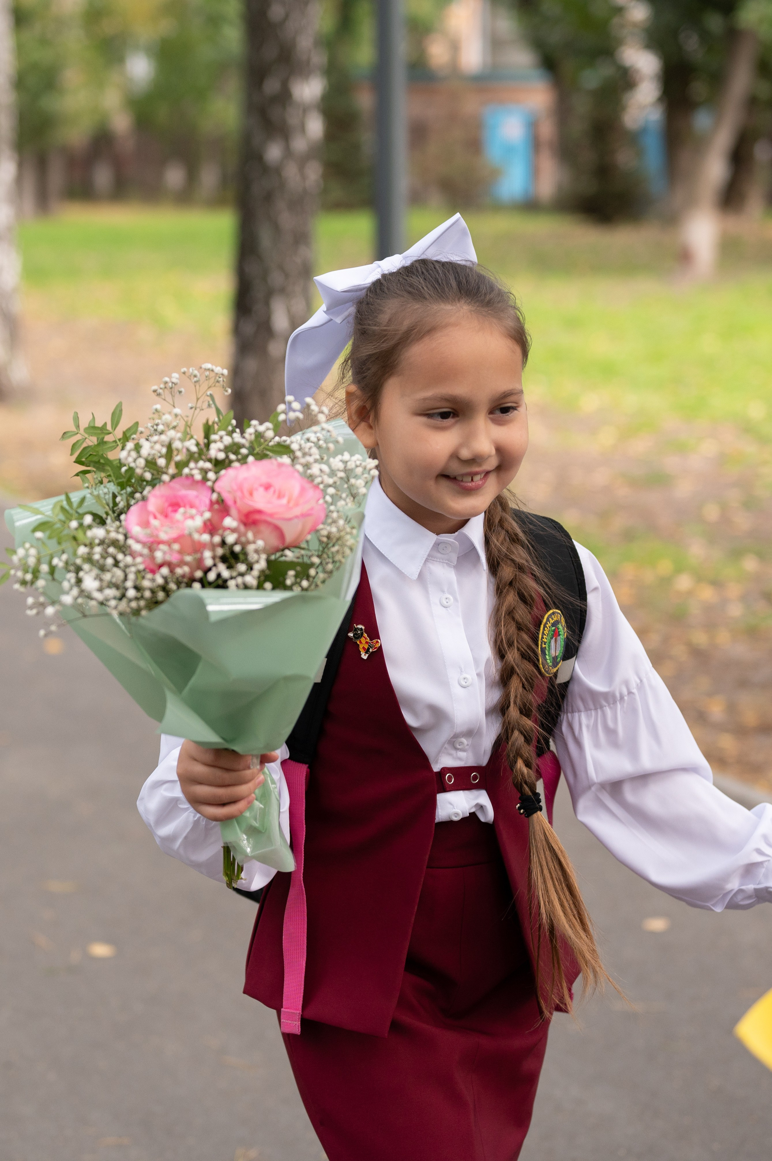 1 сентября 16 гимназия 2 класс (линейка + в классе+ на улице). Фотограф новорожденных, семейный детский в Тюмени Татьяна Морозова