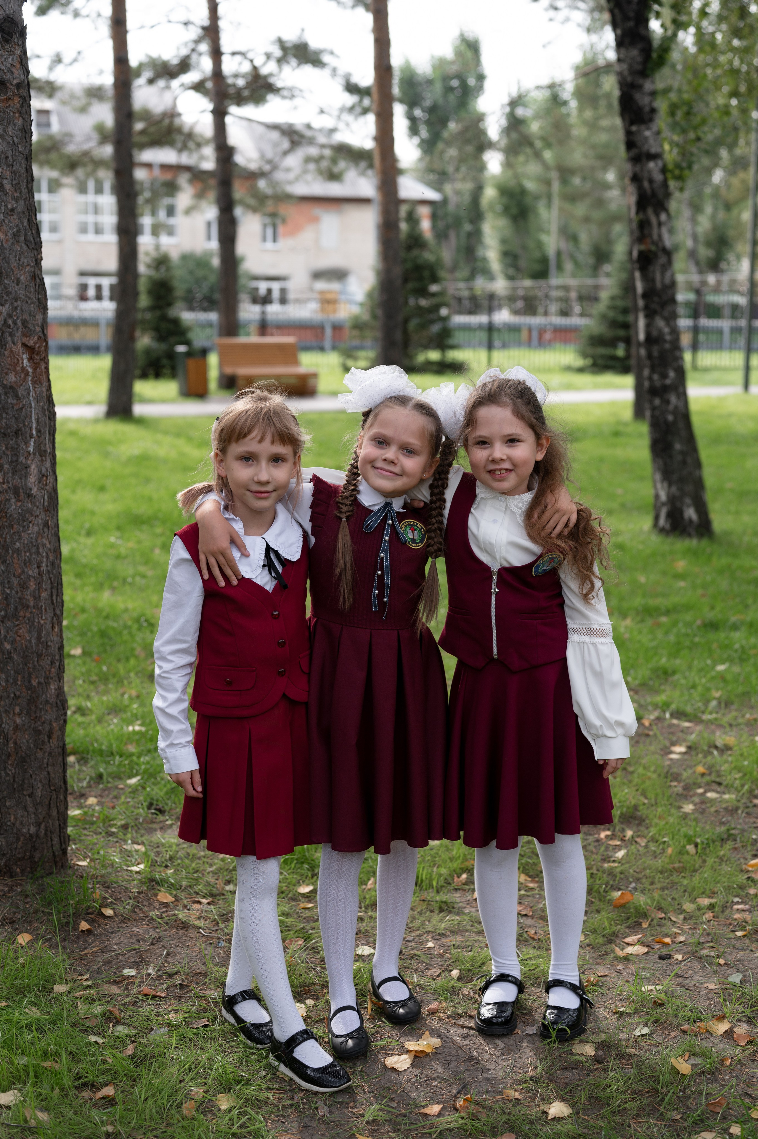 1 сентября 16 гимназия 2 класс (линейка + в классе+ на улице). Фотограф новорожденных, семейный детский в Тюмени Татьяна Морозова