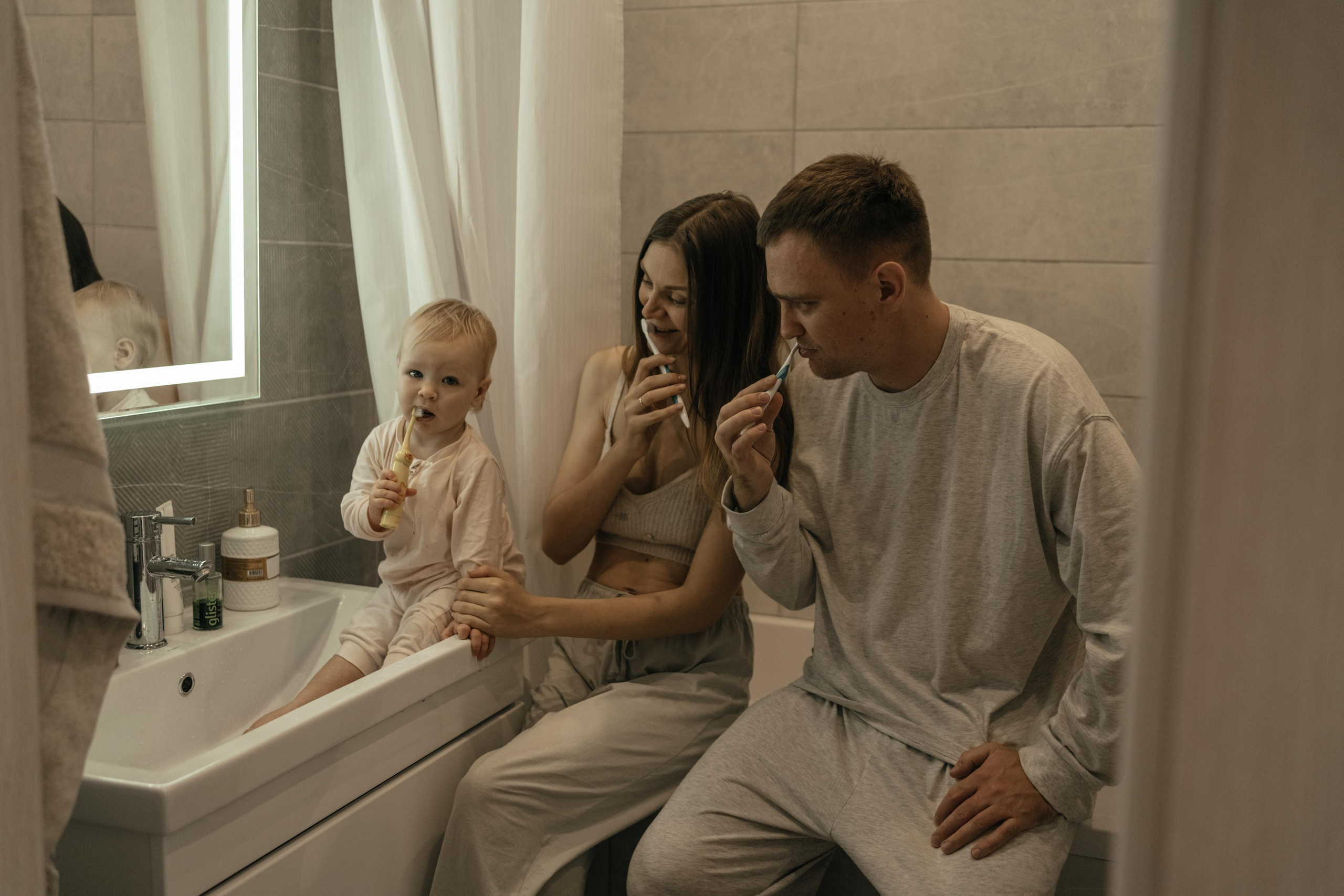 Настя, Кирилл и Маруся. Свадебный и семейный фотограф в Калининграде Алина Свиклан