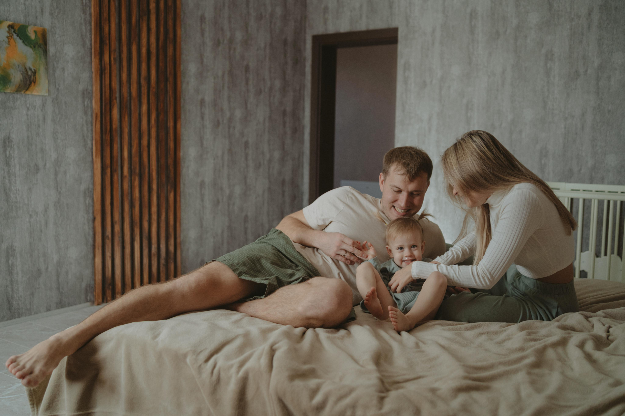 Лена, Сергей и Лея. Свадебный и семейный фотограф в Калининграде Алина Свиклан