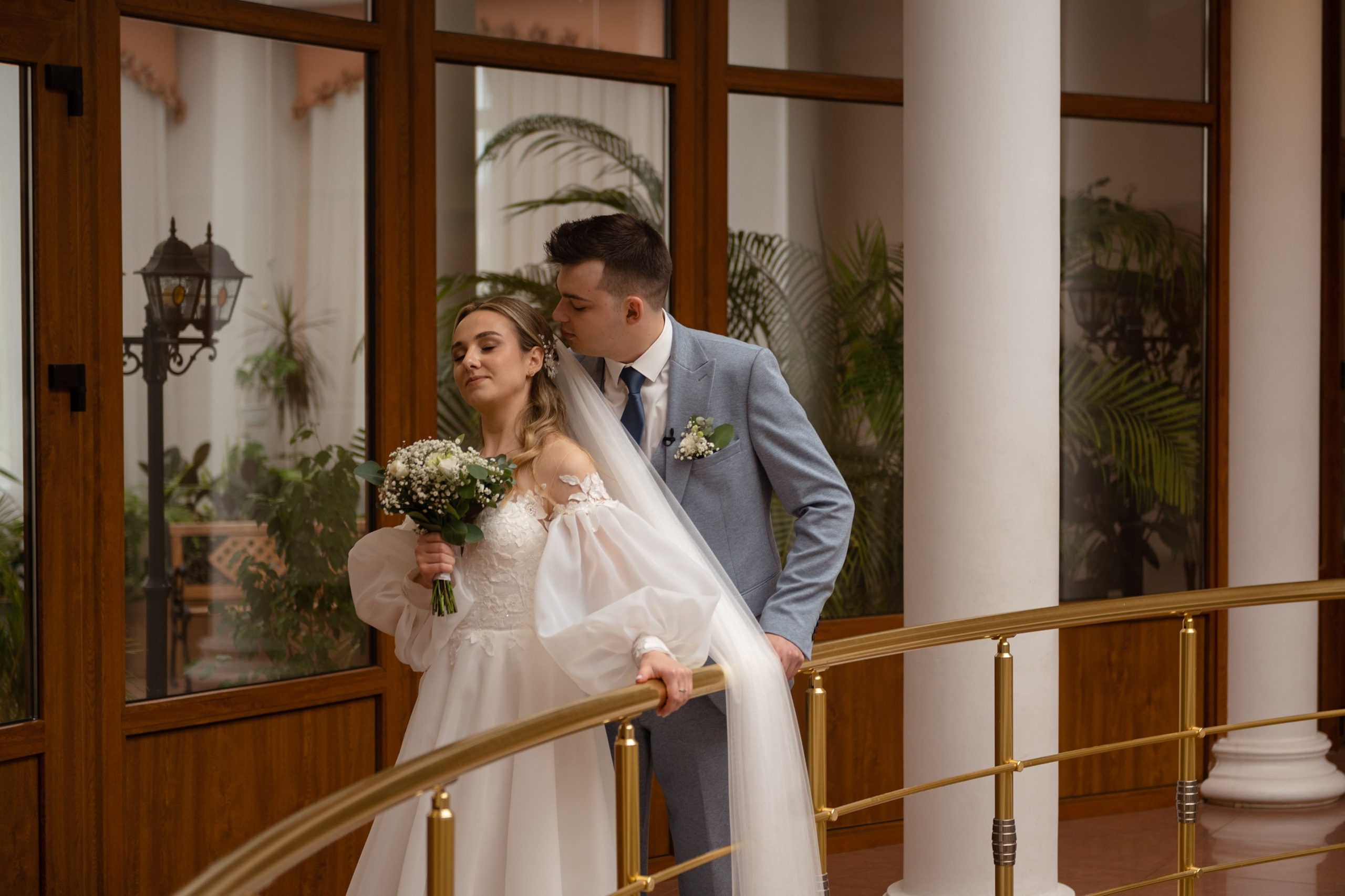 Весь день под дождем, вечером закат на озере. Свадебный и семейный фотограф София Невская