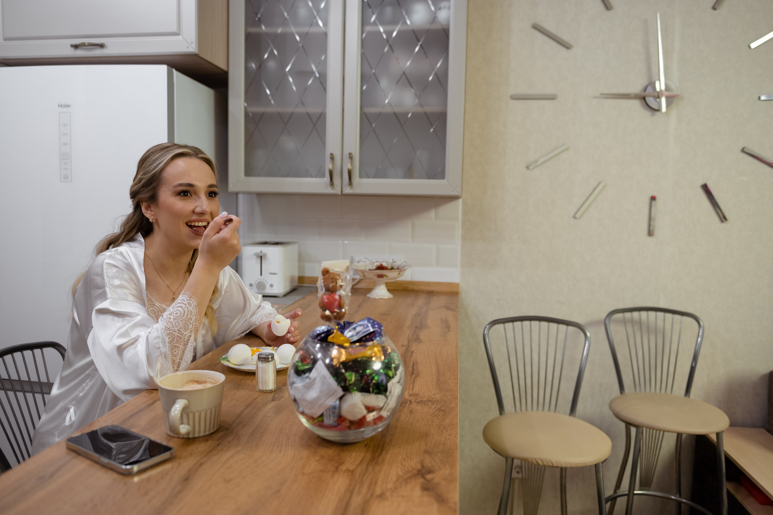 Весь день под дождем, вечером закат на озере. Свадебный и семейный фотограф София Невская