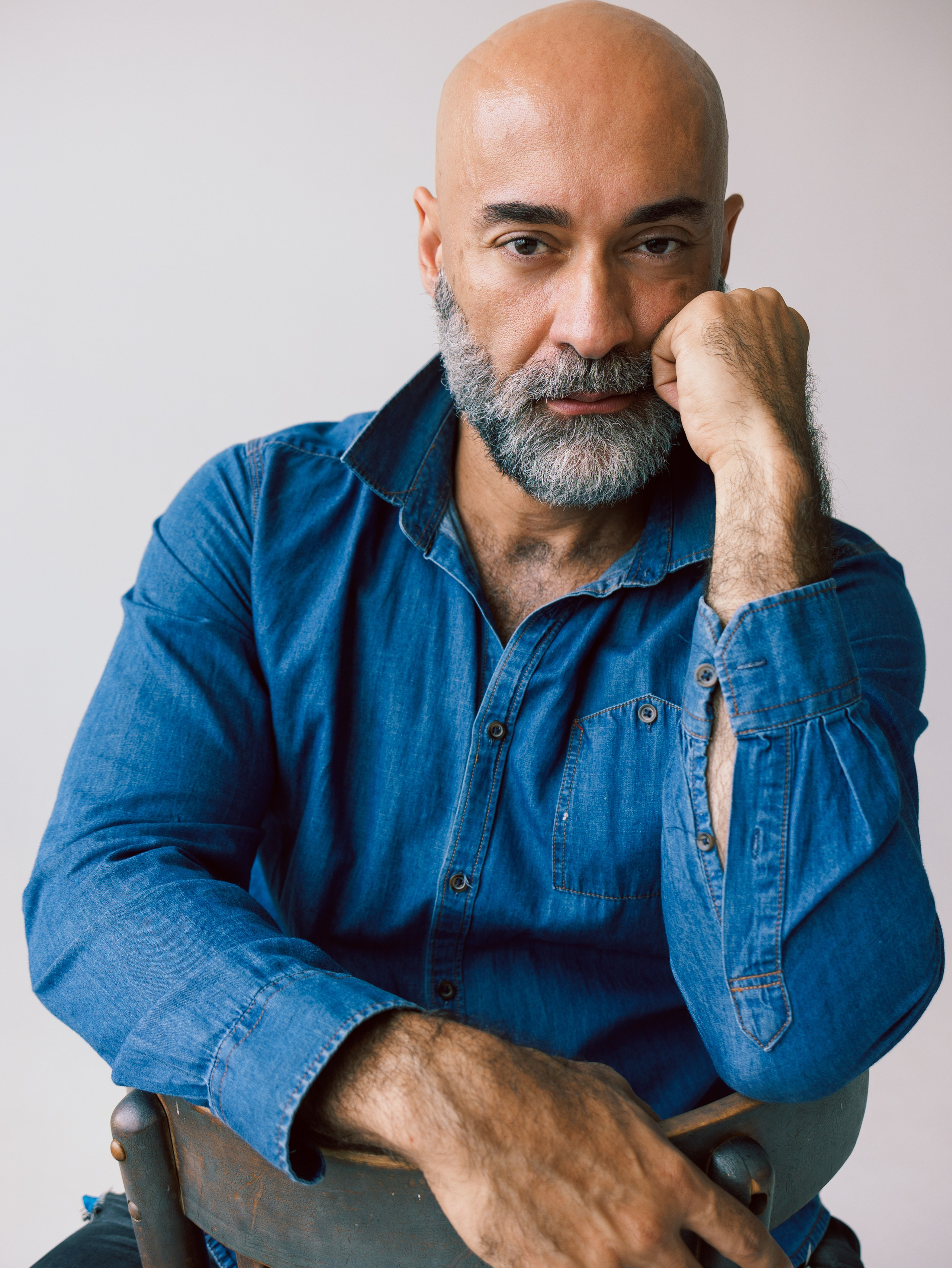 МУЖСКОЙ ПОРТРЕТ. Портретный фотограф в Москве — Янка Шемшурова