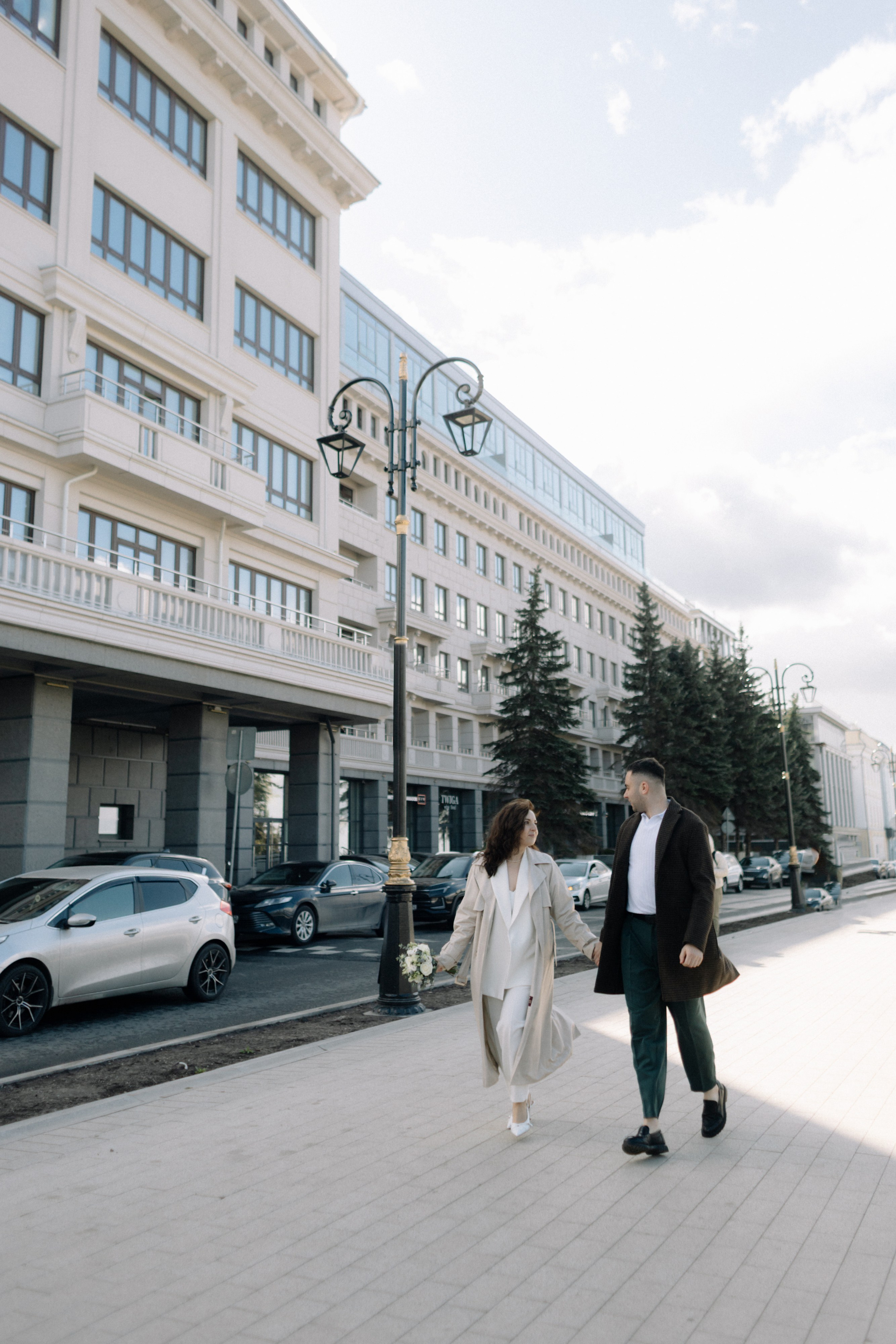 Свадебная прогулка от кофейни в музеи — Аня и Леня. Свадебный фотограф в Нижнем Новгороде Генеральская Ира