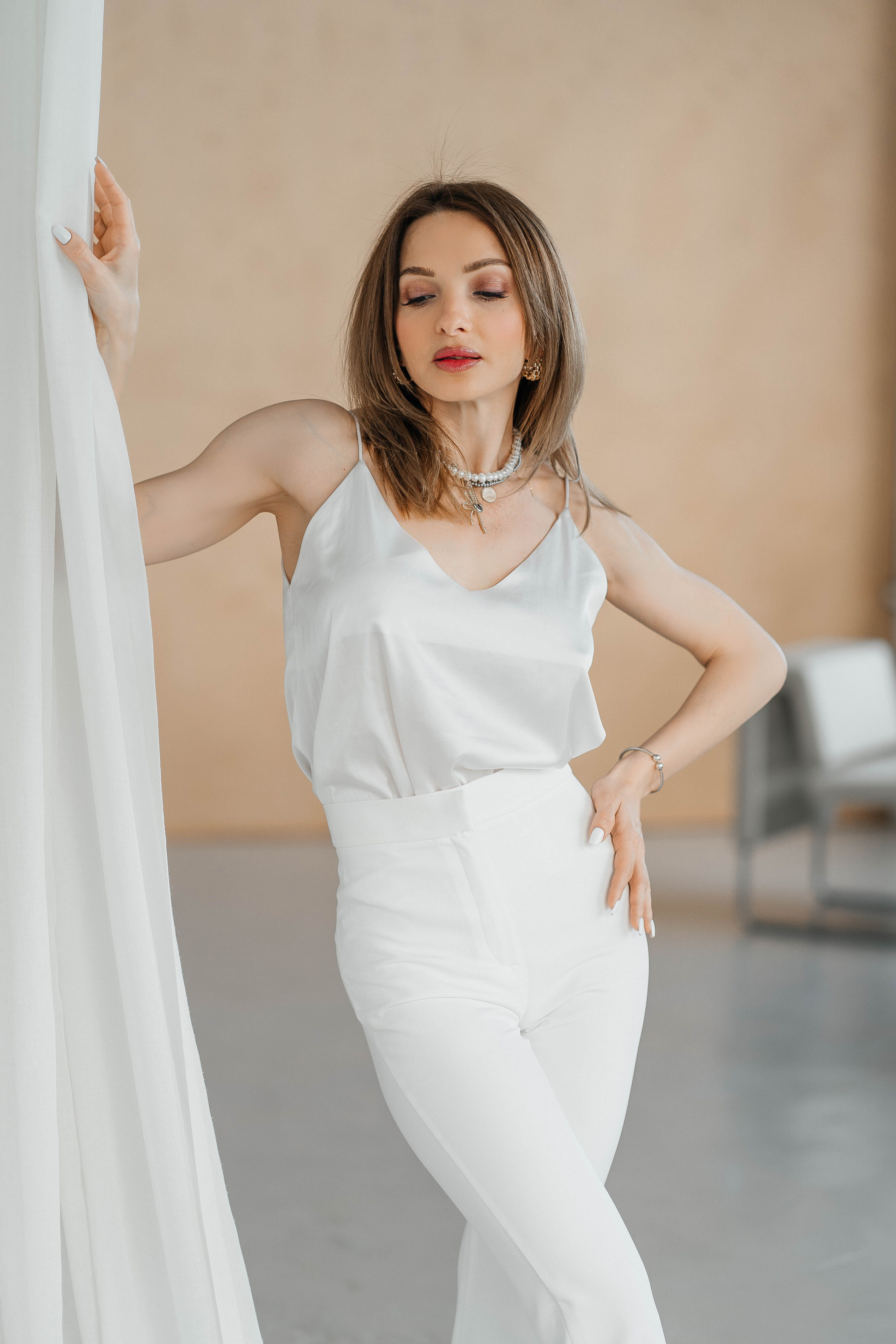 Съемки в интерьере студий. Виктория Алпеева — фотограф по любви