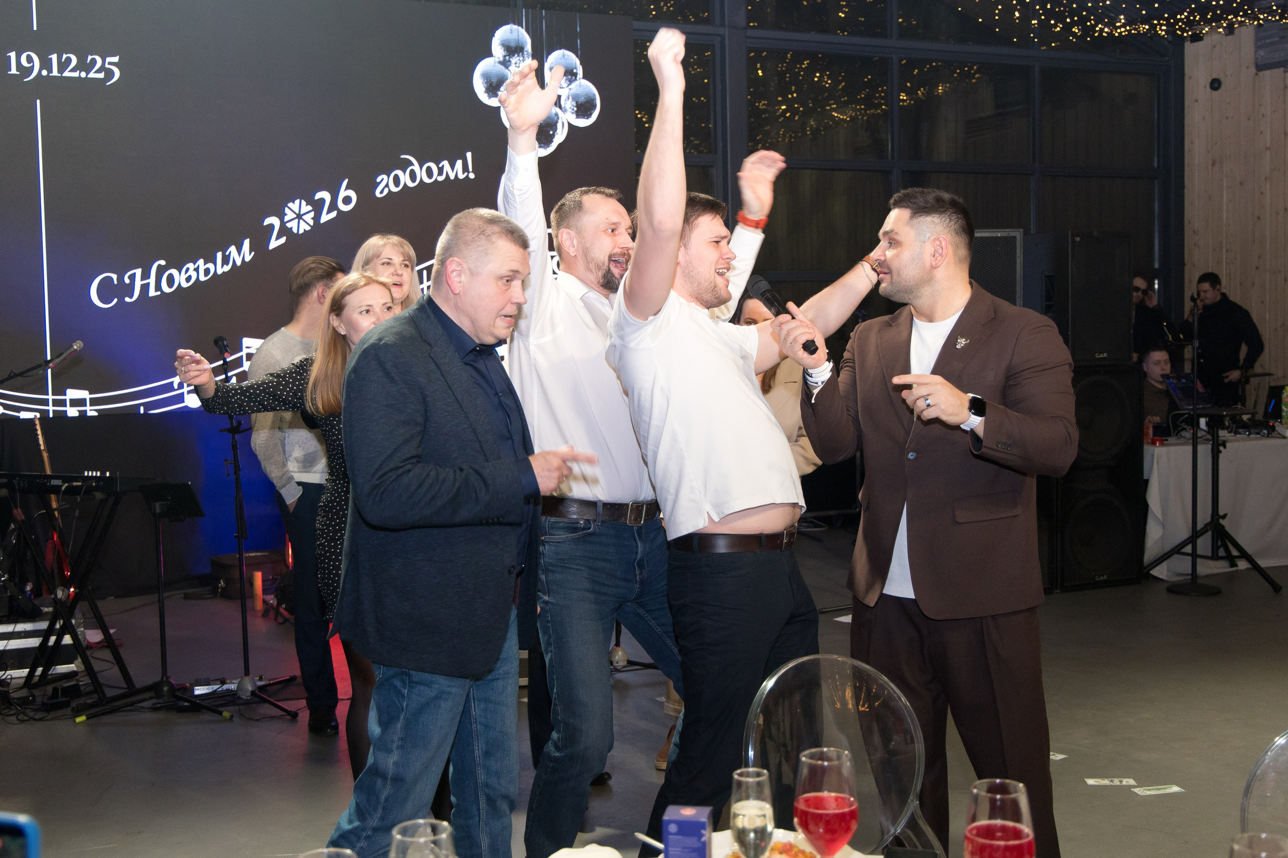 Корпоратив. Photomantis