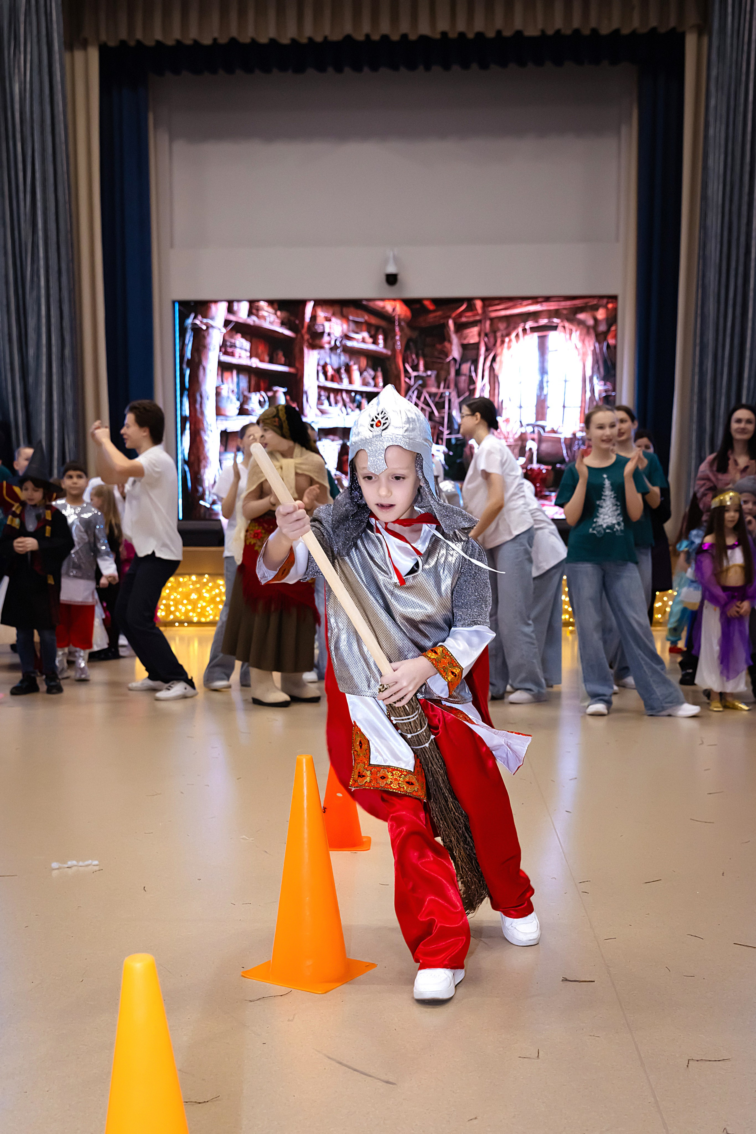 Новогодний праздник 1 В класс! Гимназия № 23. Фотограф и Видеограф в Краснодаре Юлия Солодченко