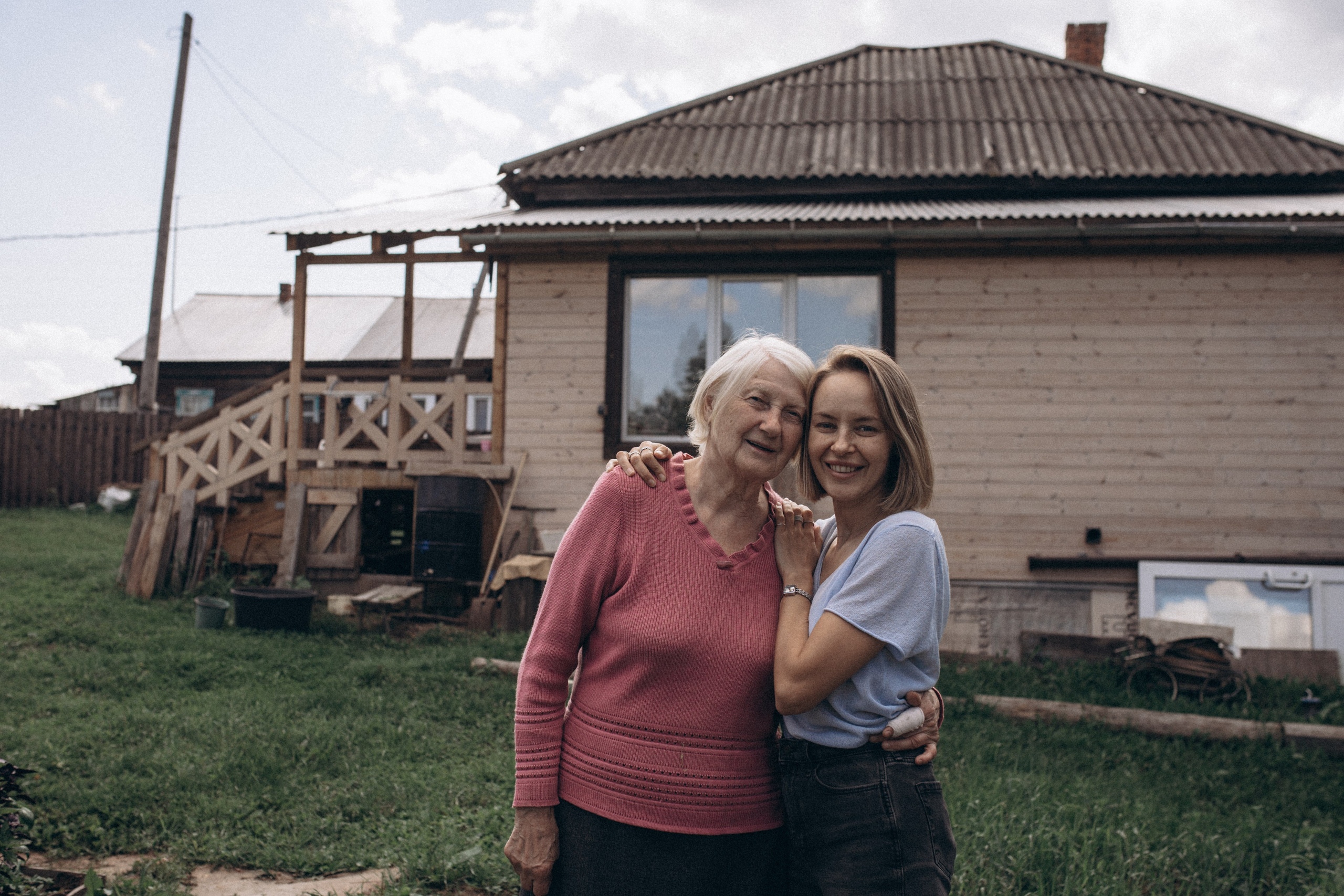 Женя и Нина Осиповна. Семейный фотограф в Томске Зарина Азизбаева