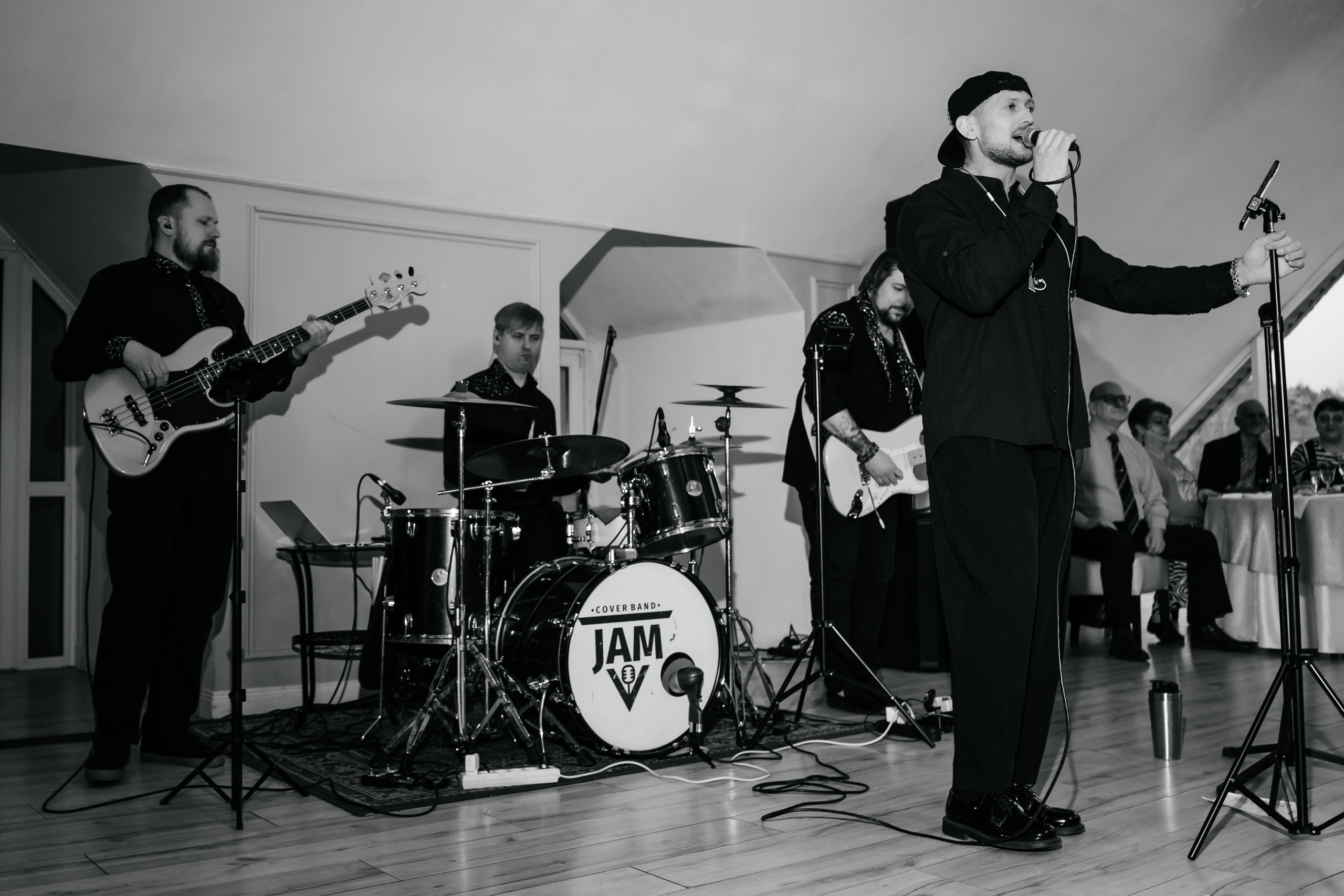 День рождения Сергея. Видеограф и Фотограф в Челябинске Ксения и Владимир Рюмины